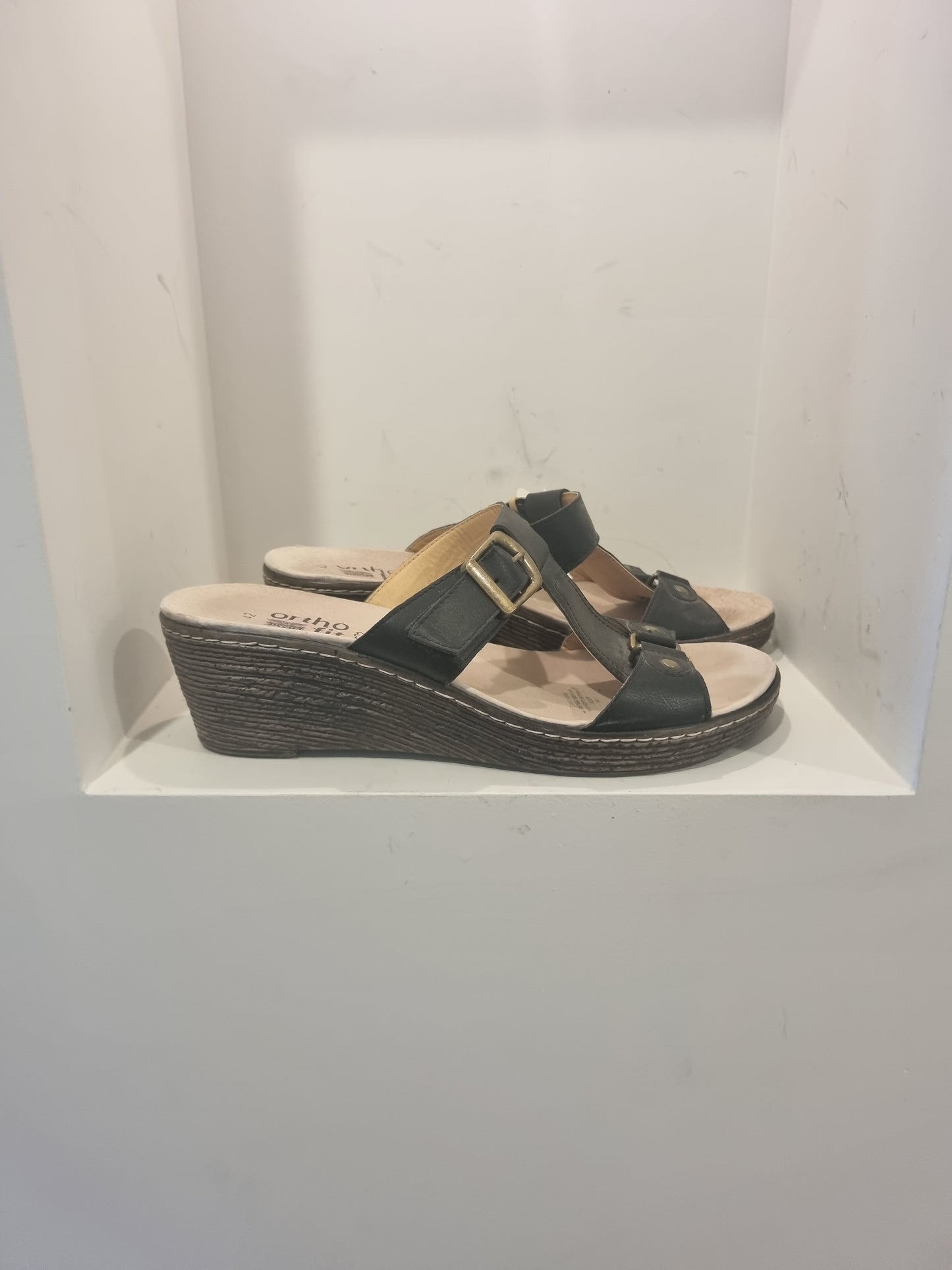 Ortho Fit Low Heels - Size 42