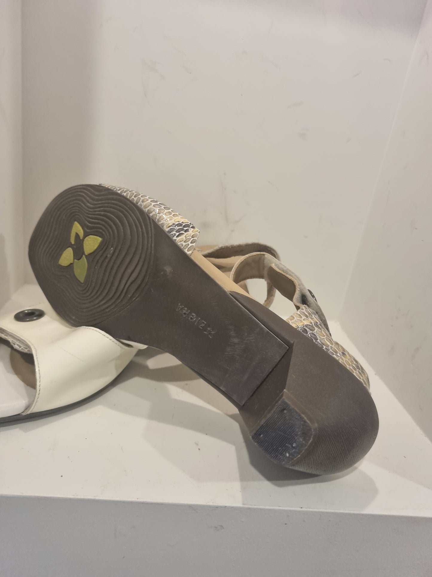 Ziera Low Heel - Size 42