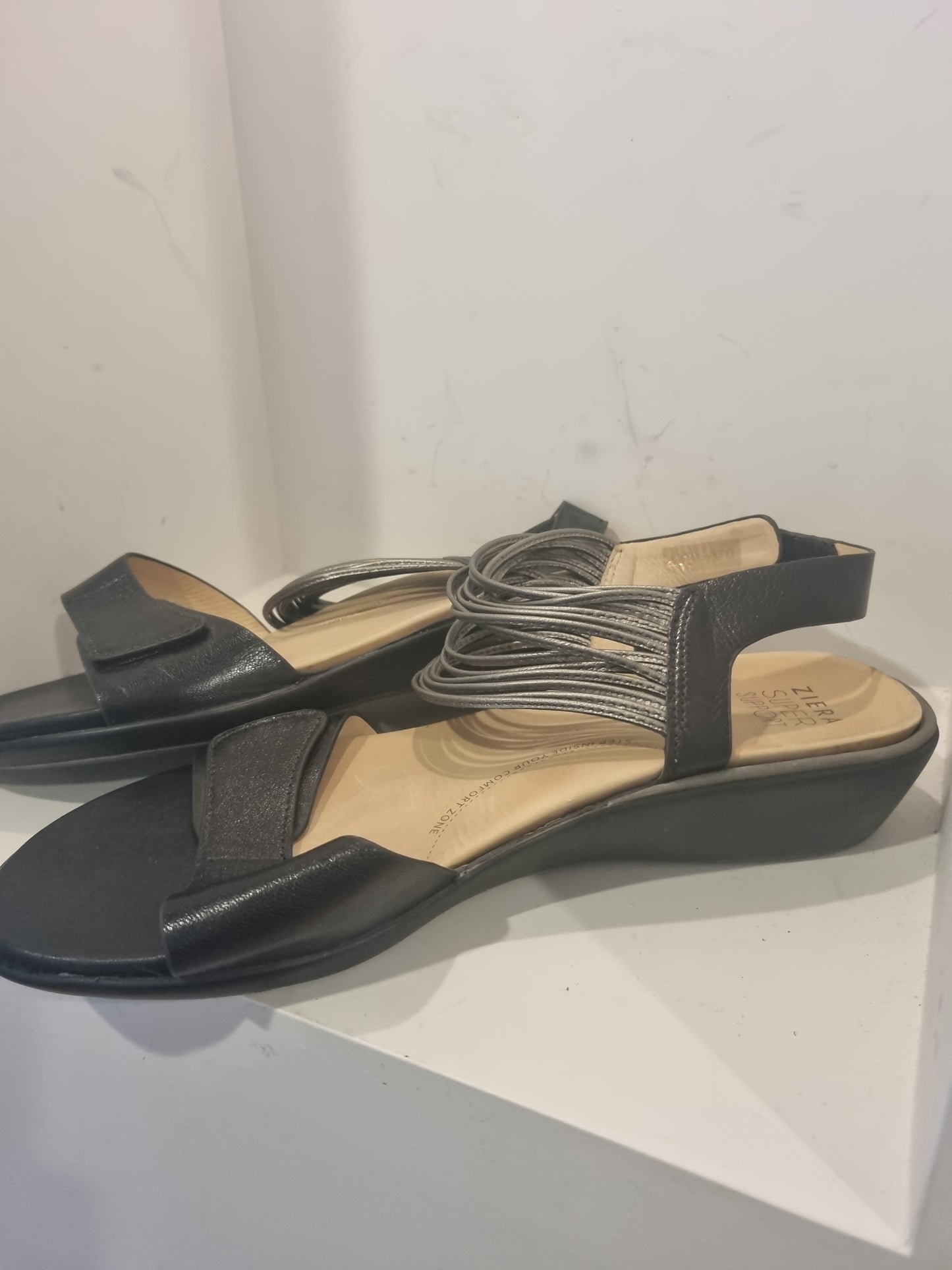 Ziera Low Heels - Size 42
