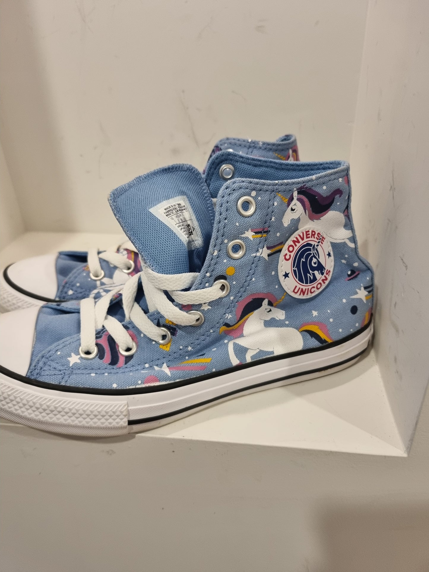 Converse Unicorn High tops - Youth US3/UK2.5