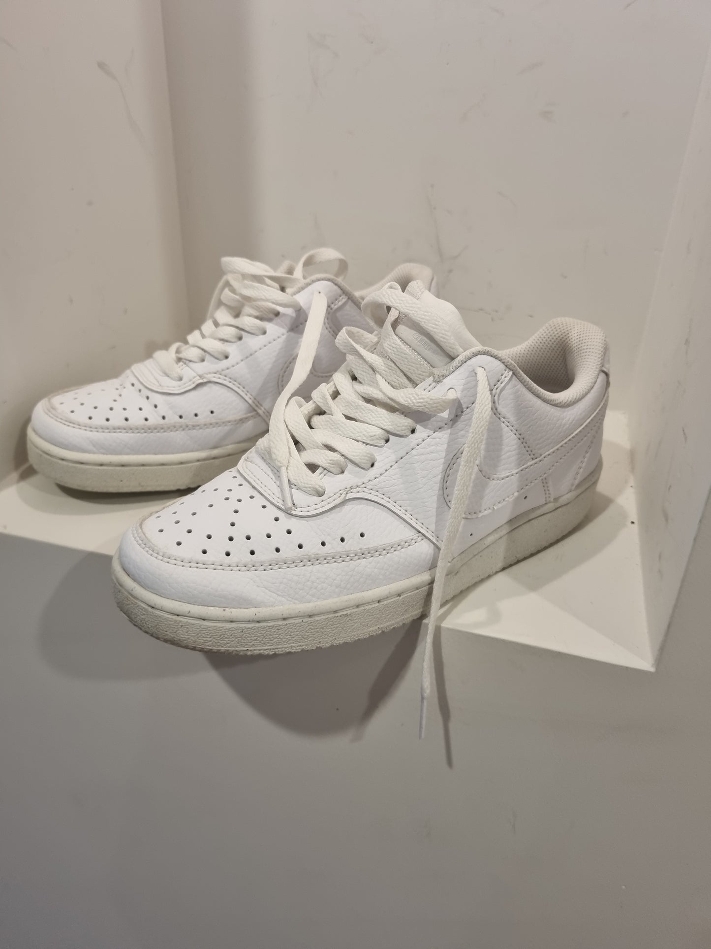 Nike Air Force - Youth US7
