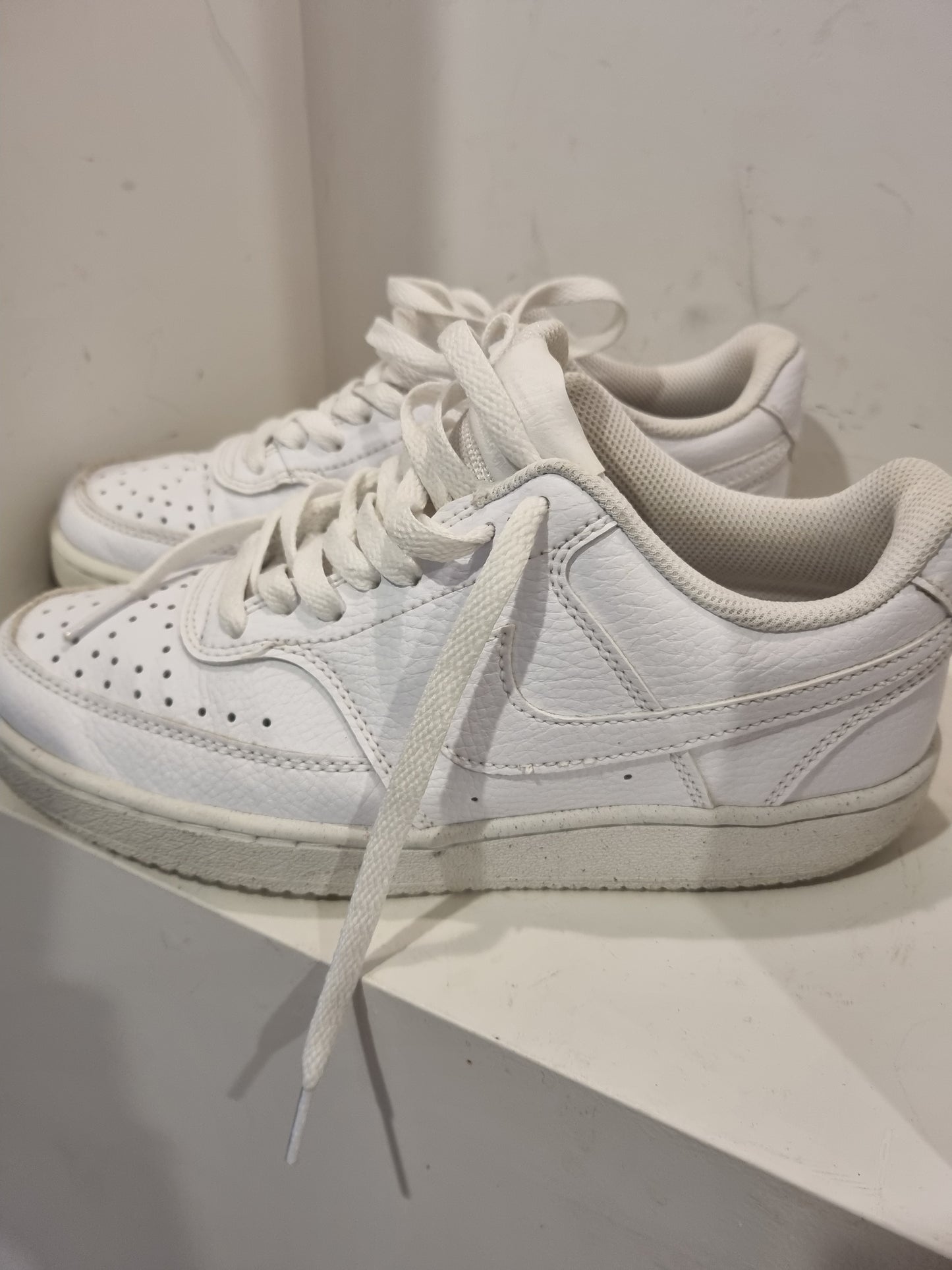 Nike Air Force - Youth US7