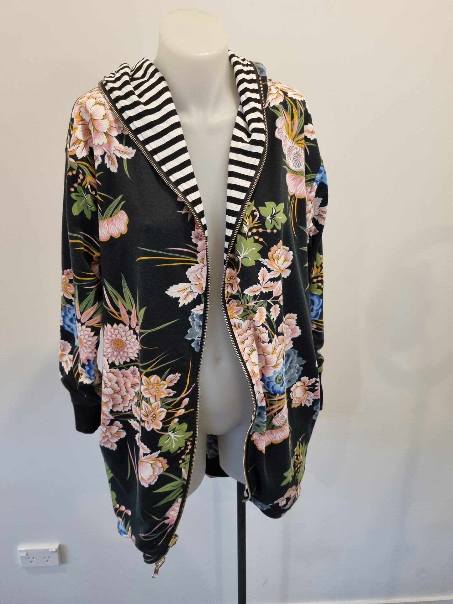 Charlo Reversible Cardigan - Size S