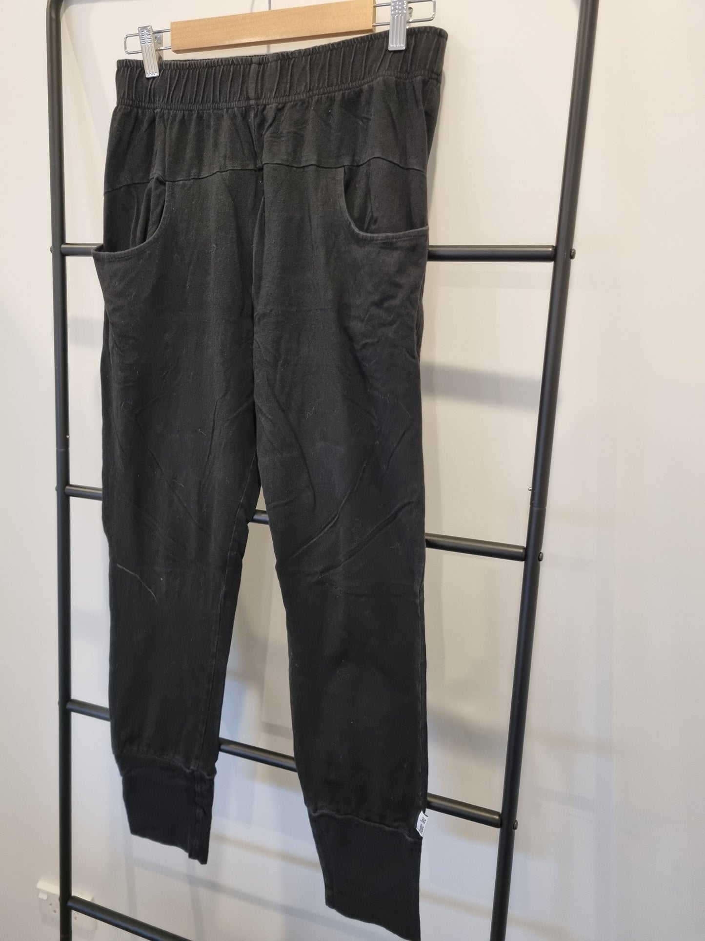 Home-lee Apartment Pants - Size 10