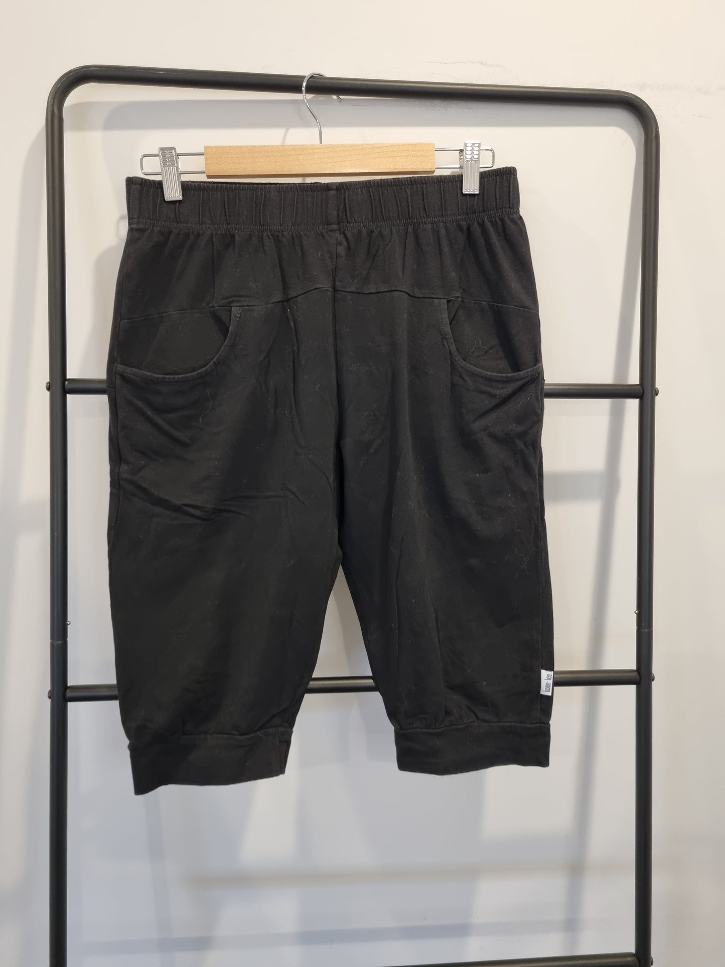 Home-lee Apartment Shorts - Size 10