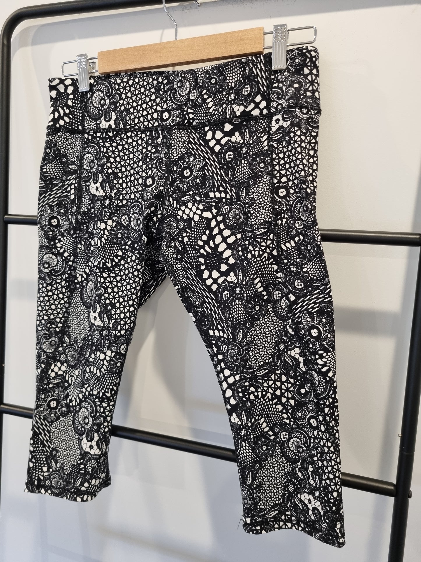 Lululemon Tights - Size 10
