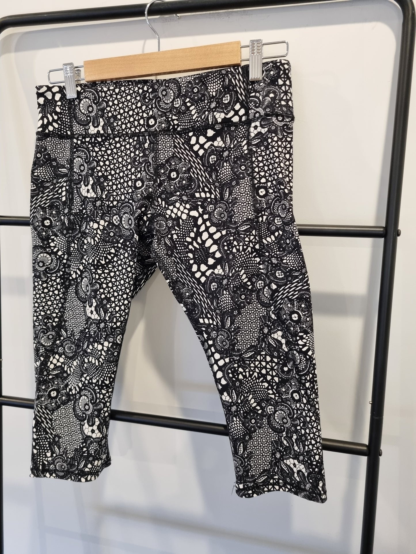 Lululemon Tights - Size 10