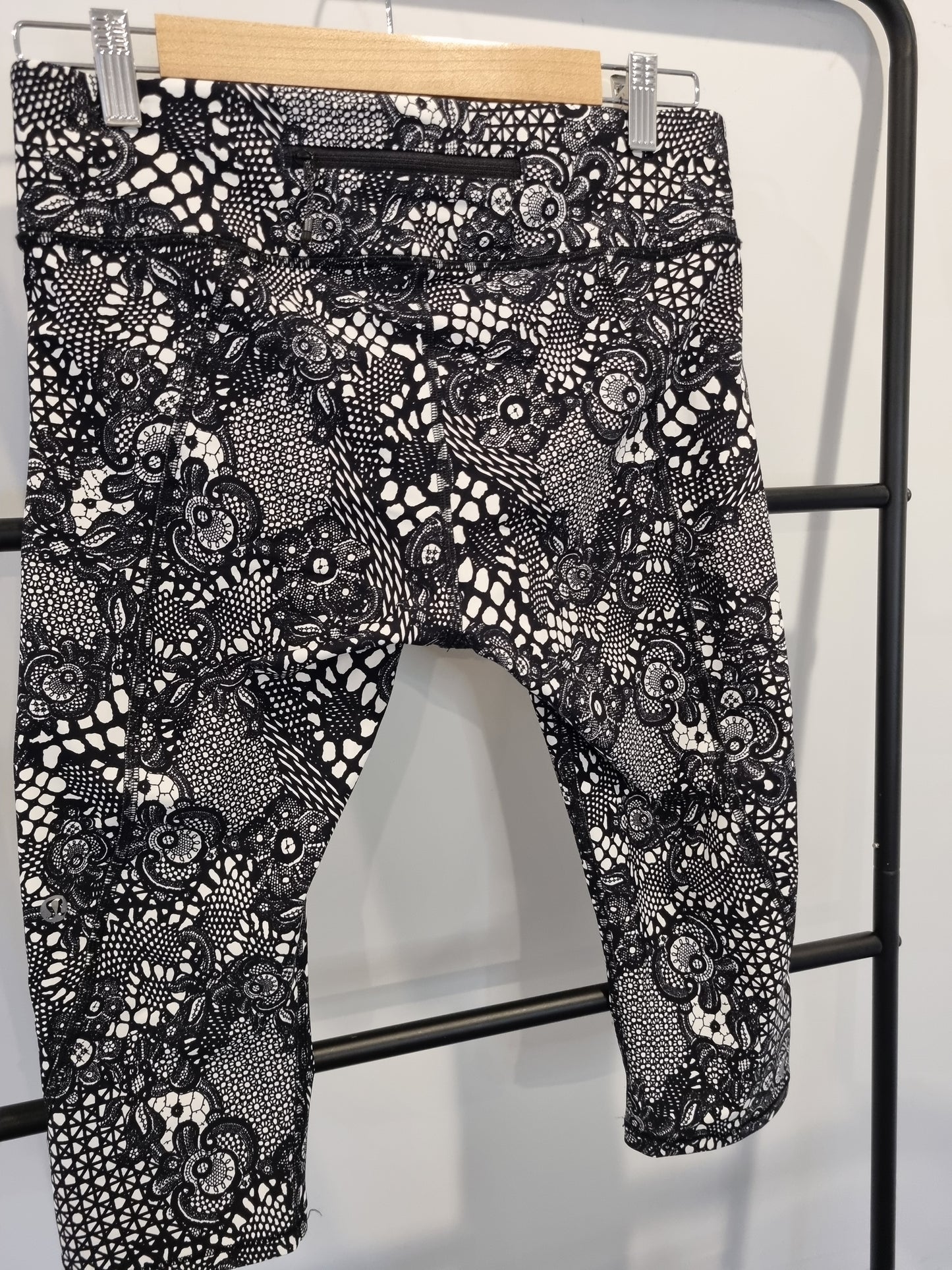 Lululemon Tights - Size 10