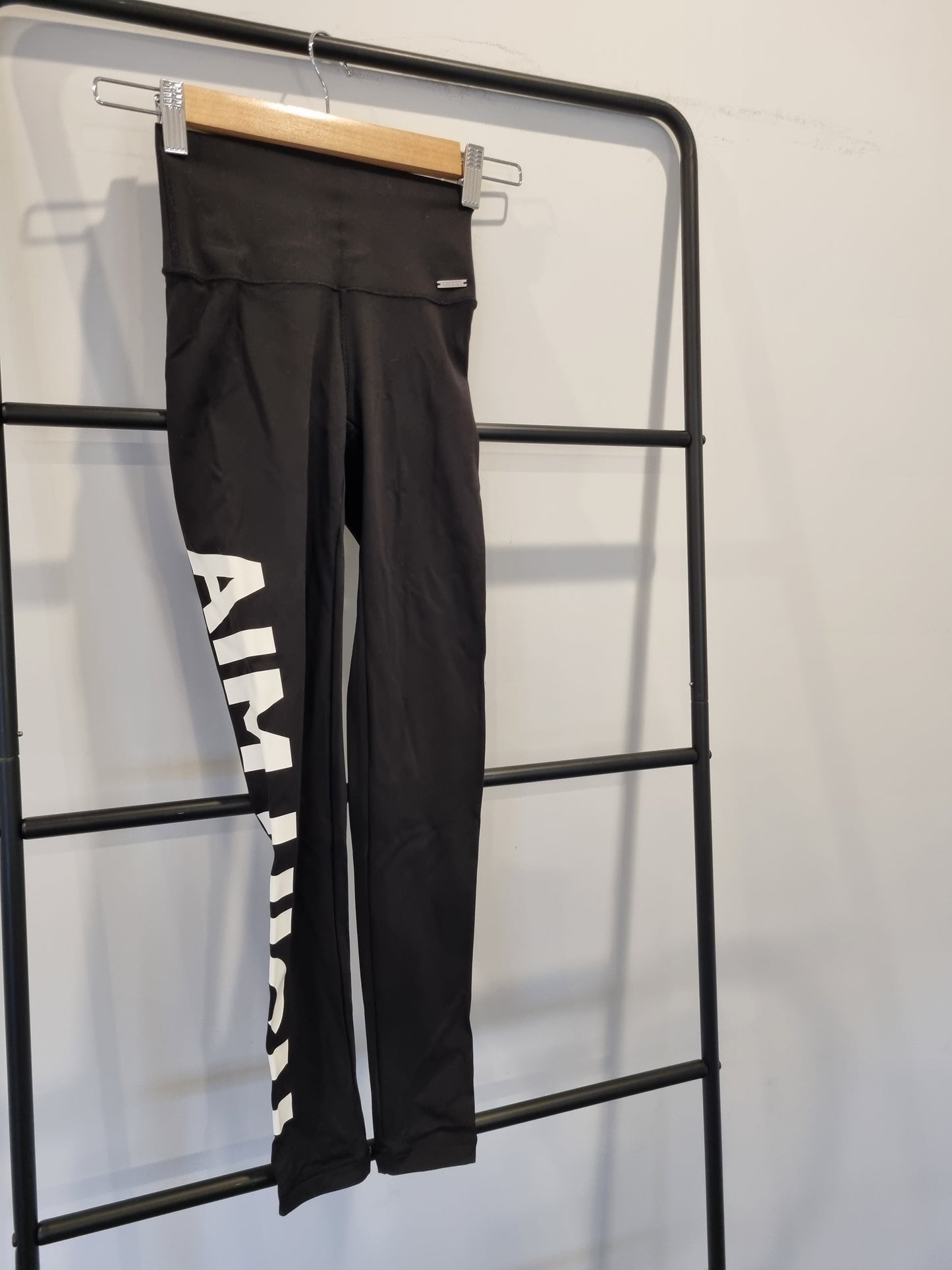 Aim'n Long Leggings - Size XS