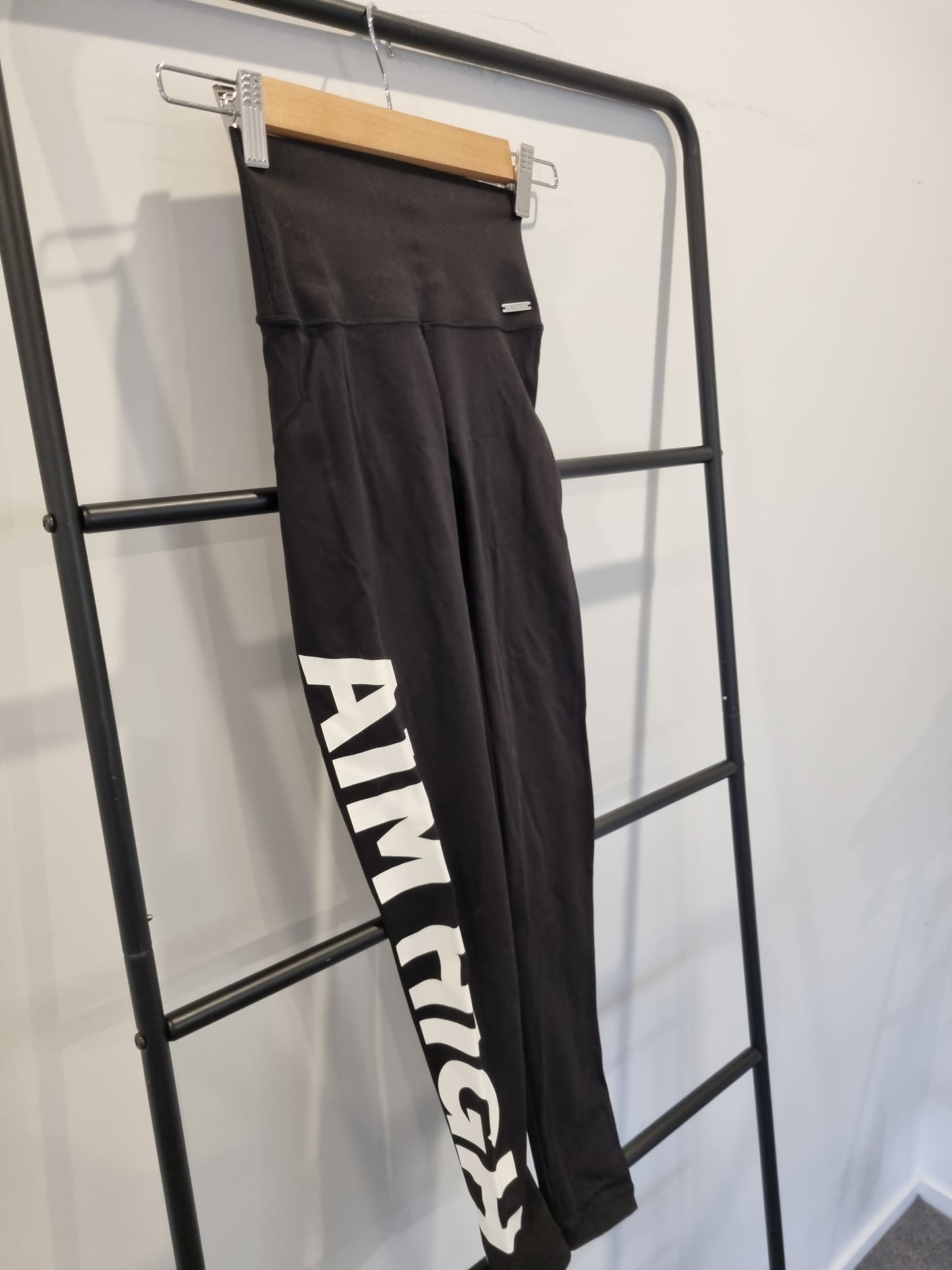 Aim'n Long Leggings - Size XS