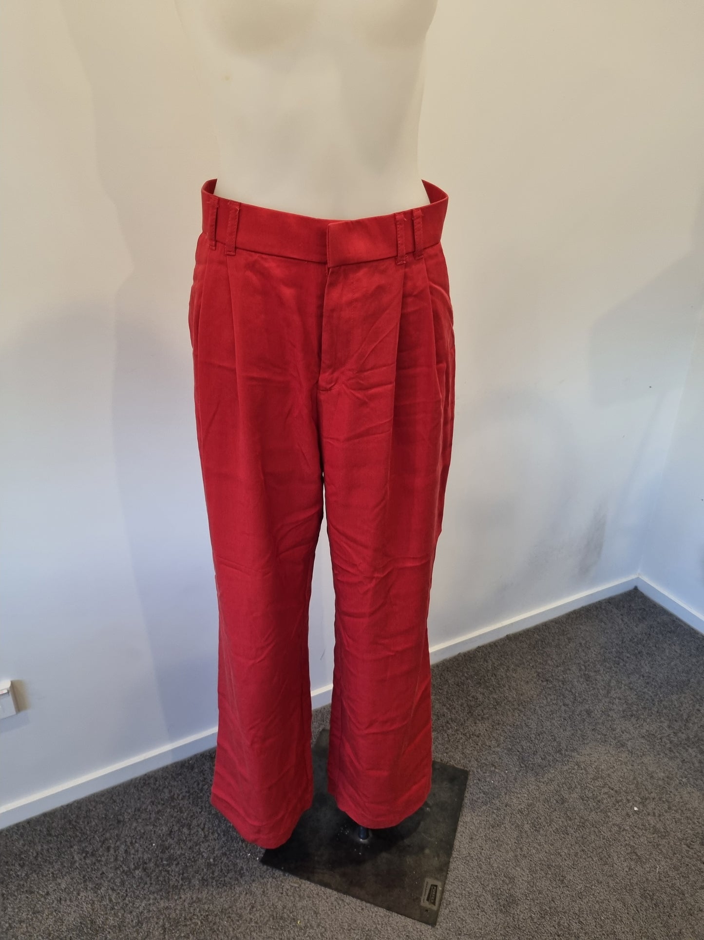 Zara Trousers - Size M