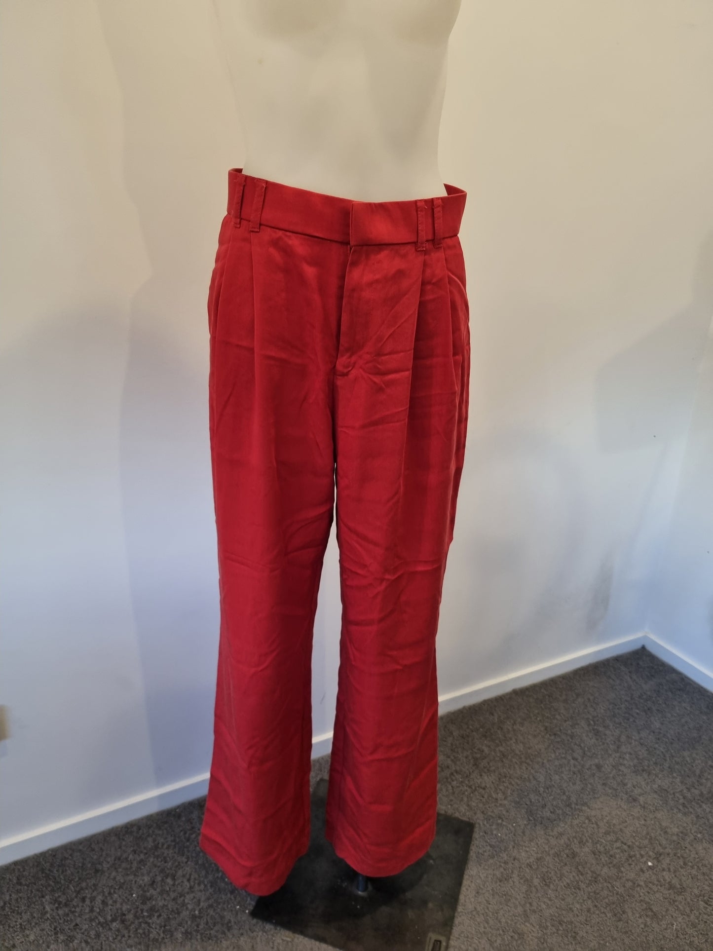 Zara Trousers - Size M