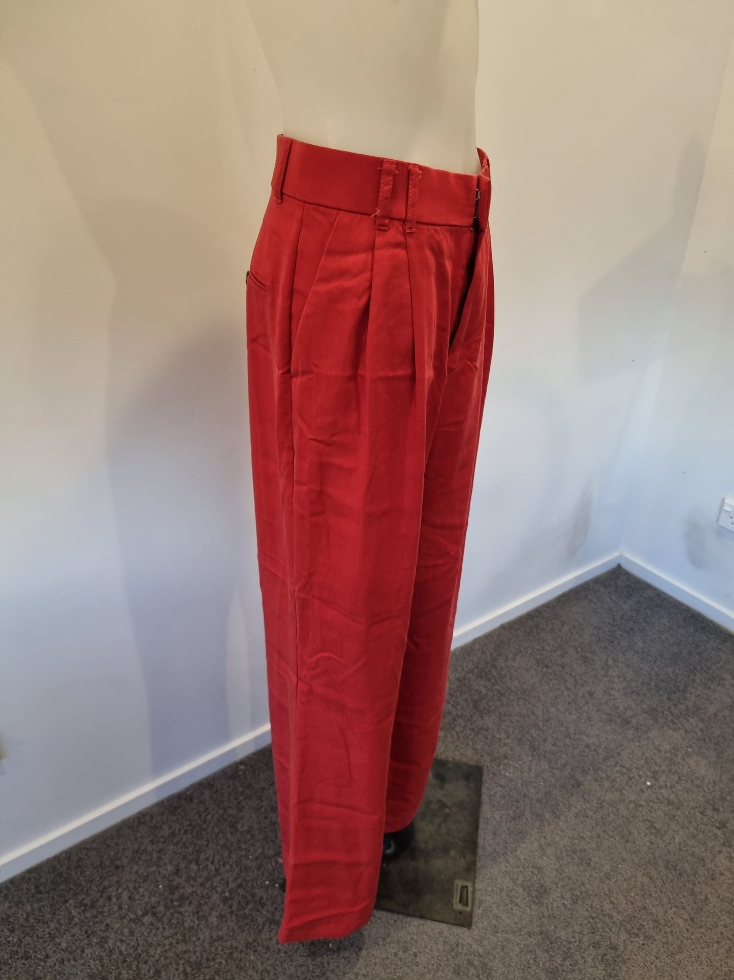 Zara Trousers - Size M
