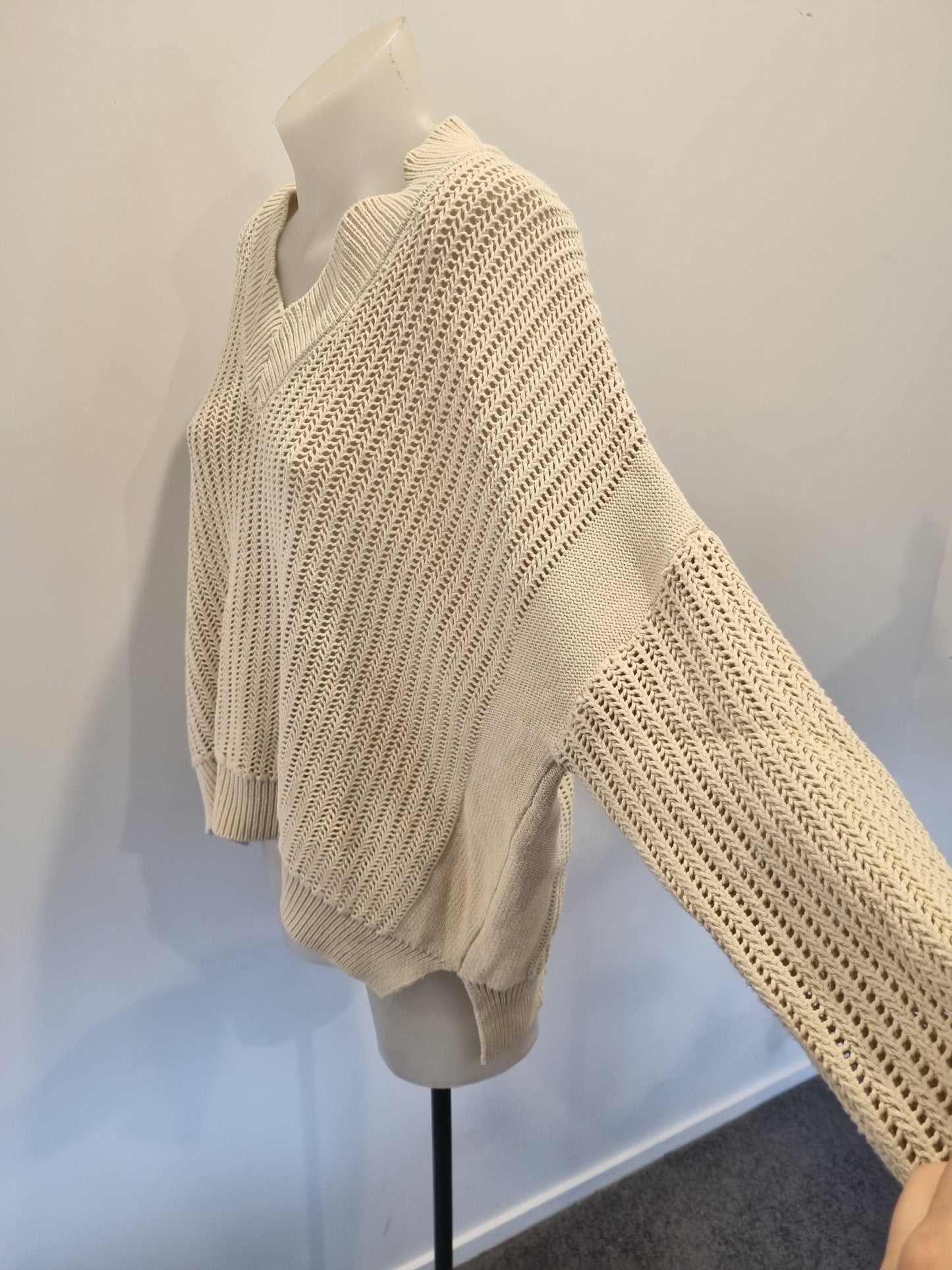 Max Jumper - Size M