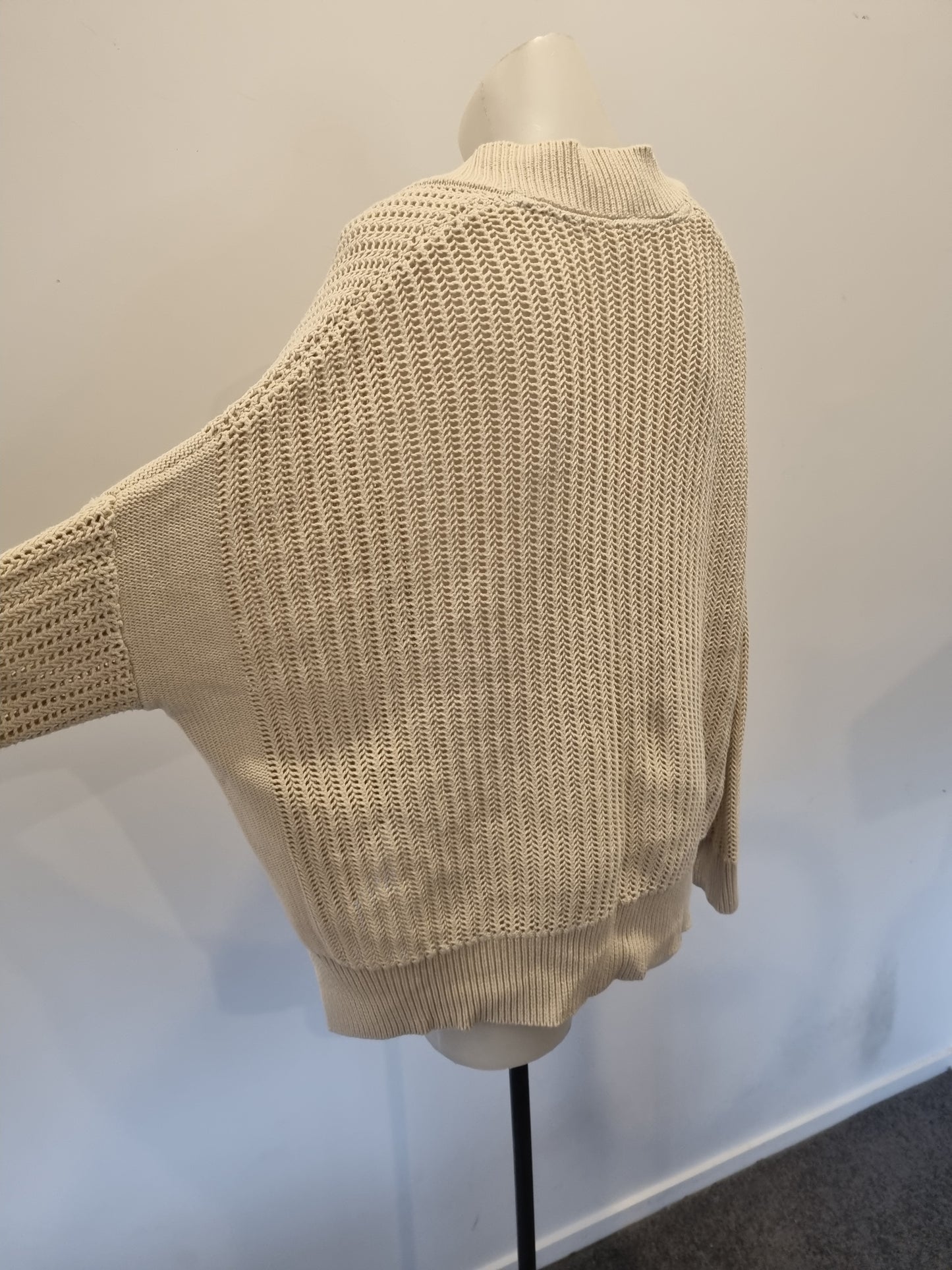 Max Jumper - Size M