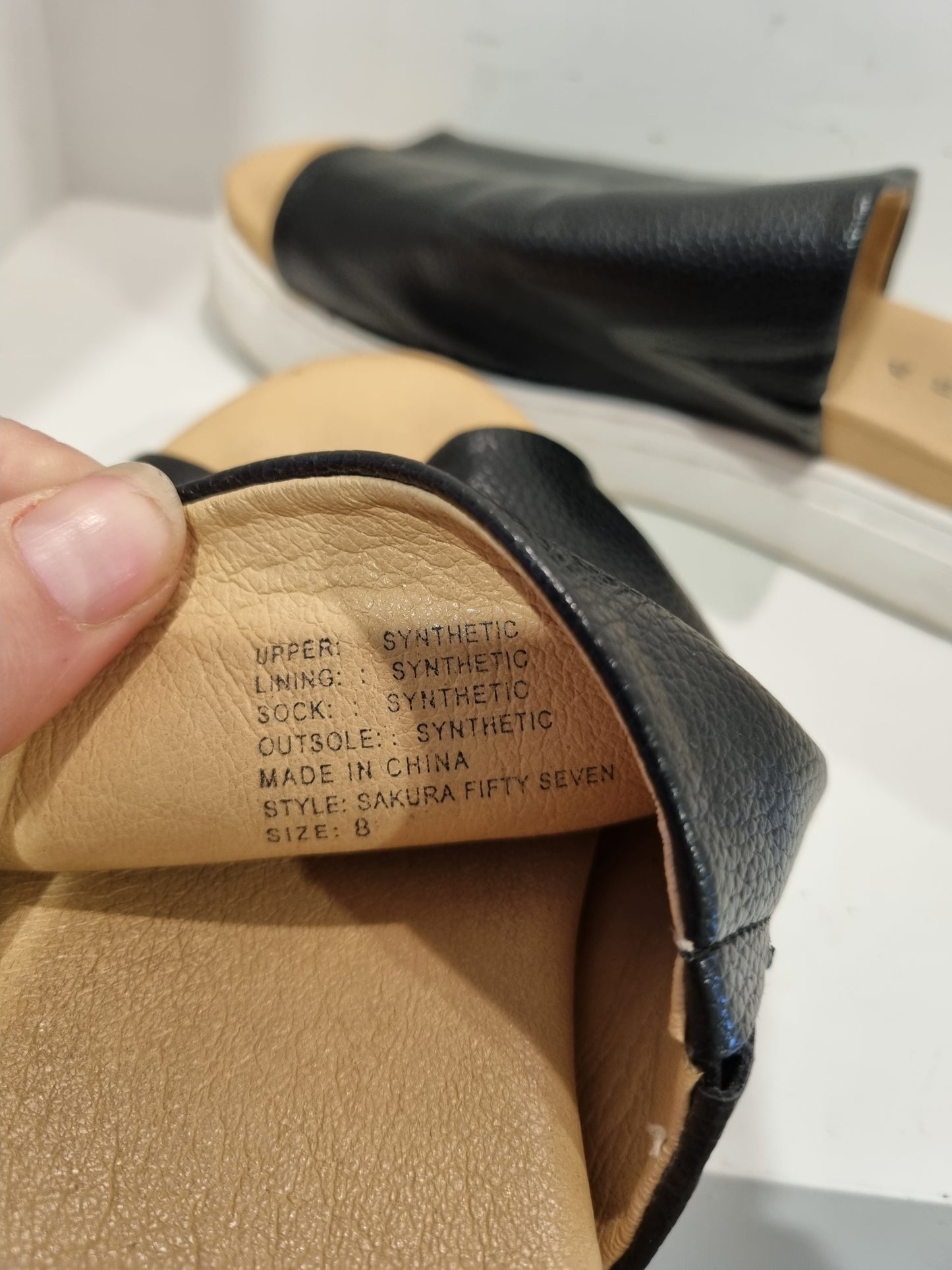 Sakura Slides - Size 8 (38)