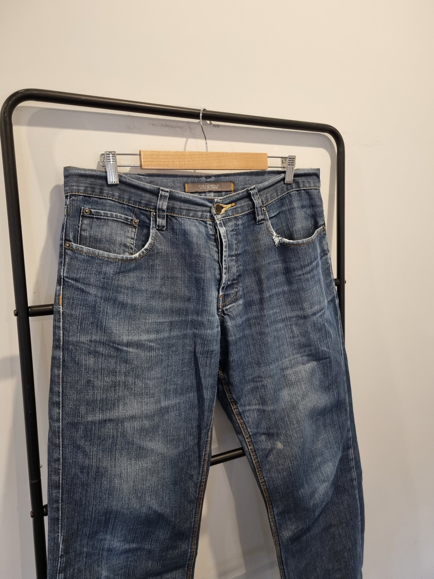 Full Circle Cult of Denim Jeans - Size 34L (16)