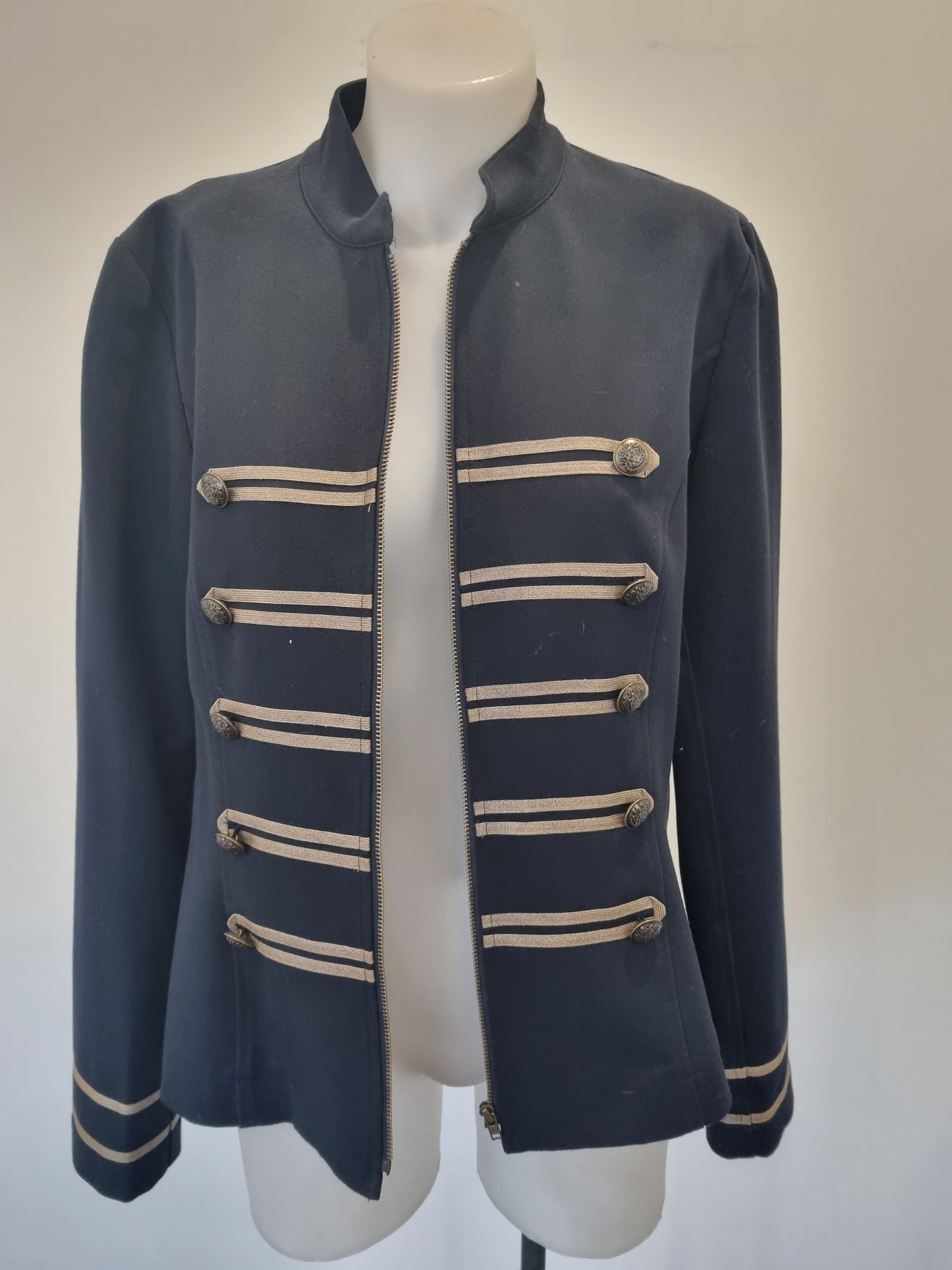 Repertoire Jacket - Size 10
