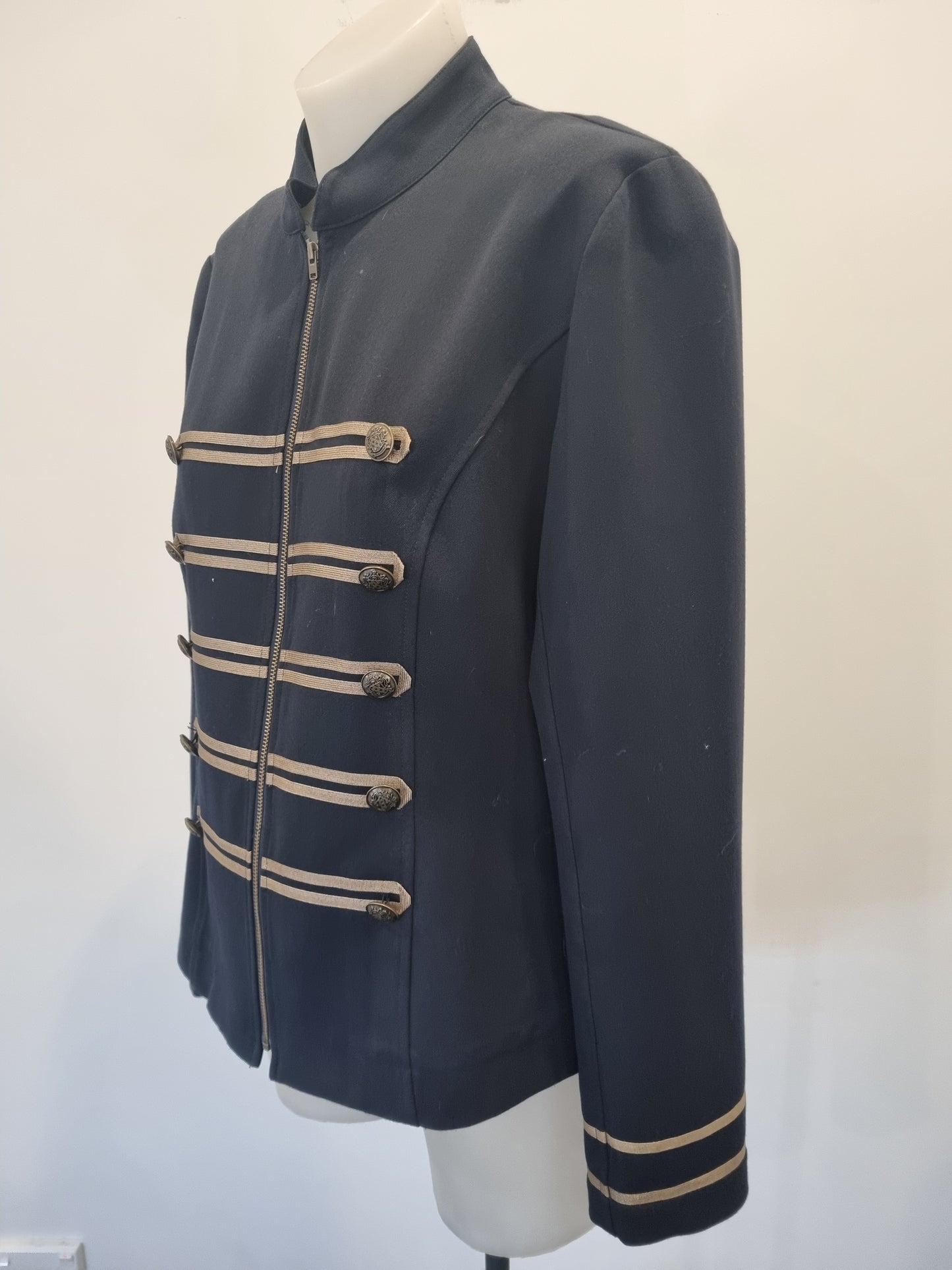 Repertoire Jacket - Size 10