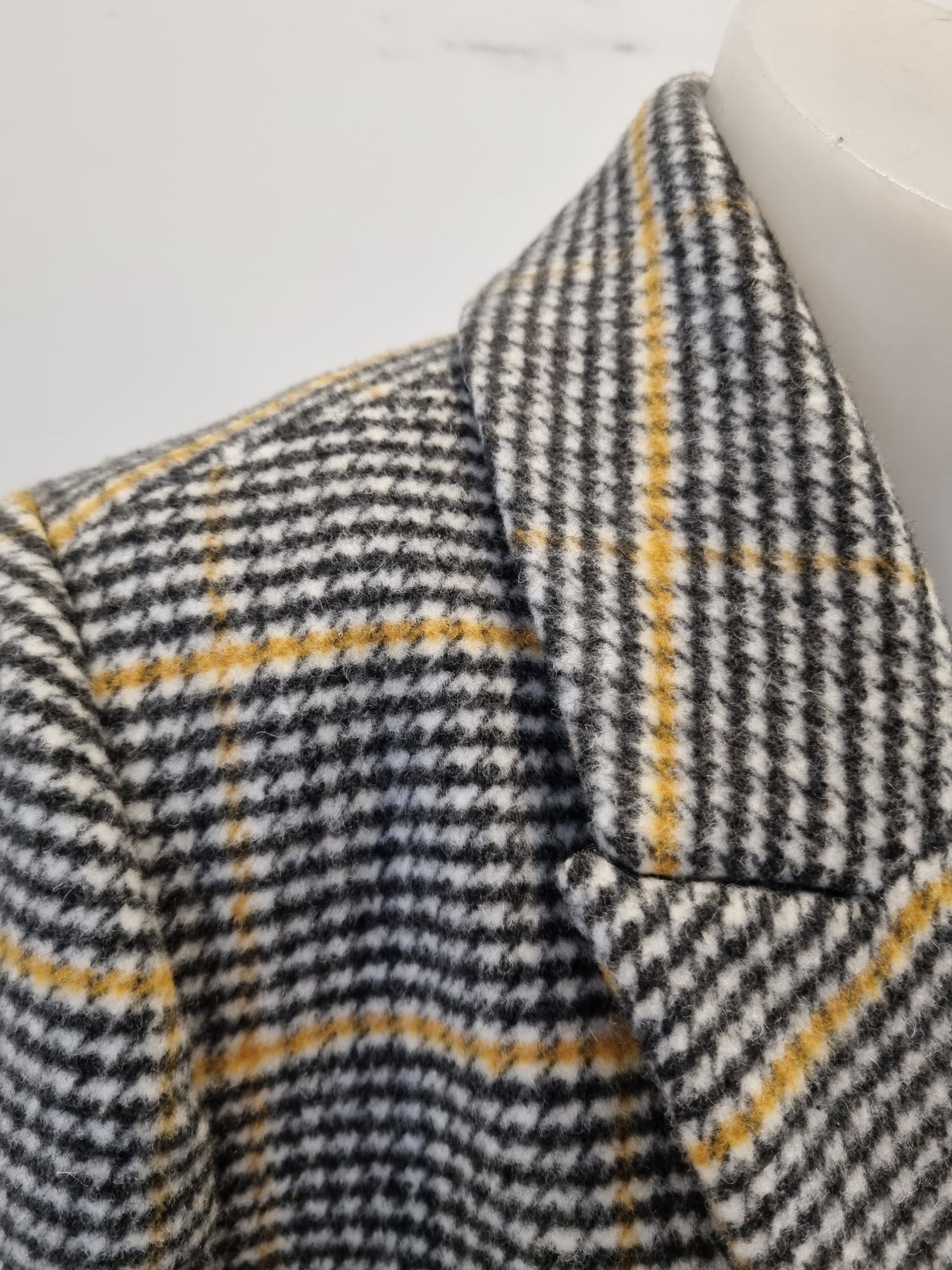 Decjuba Coat - Size 12