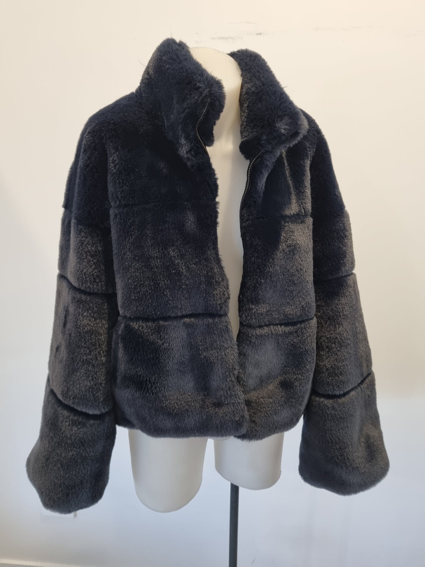 Storm Jacket - Size 8