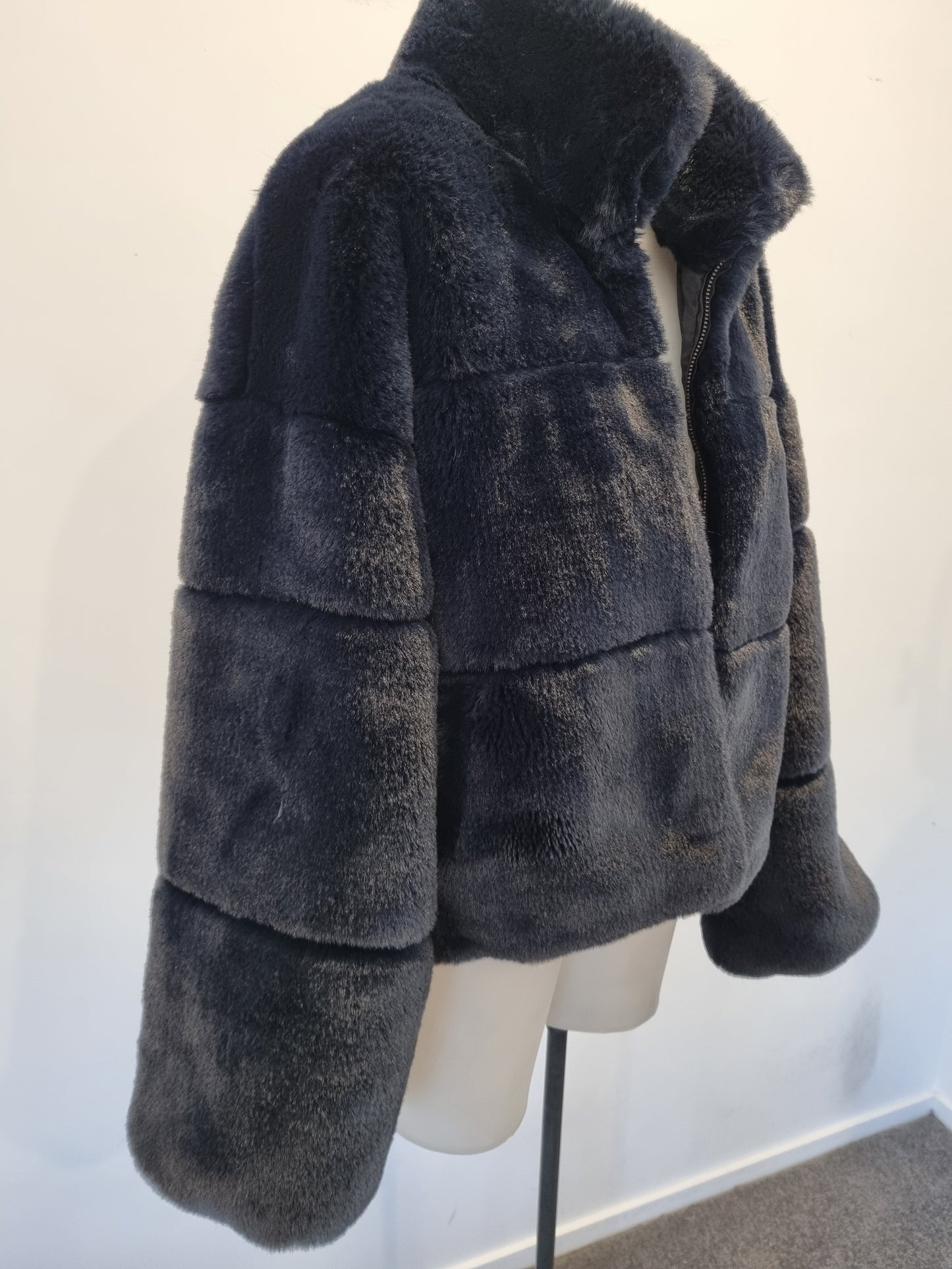 Storm Jacket - Size 8