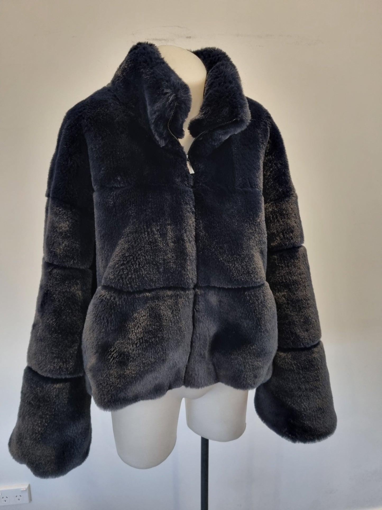 Storm Jacket - Size 8