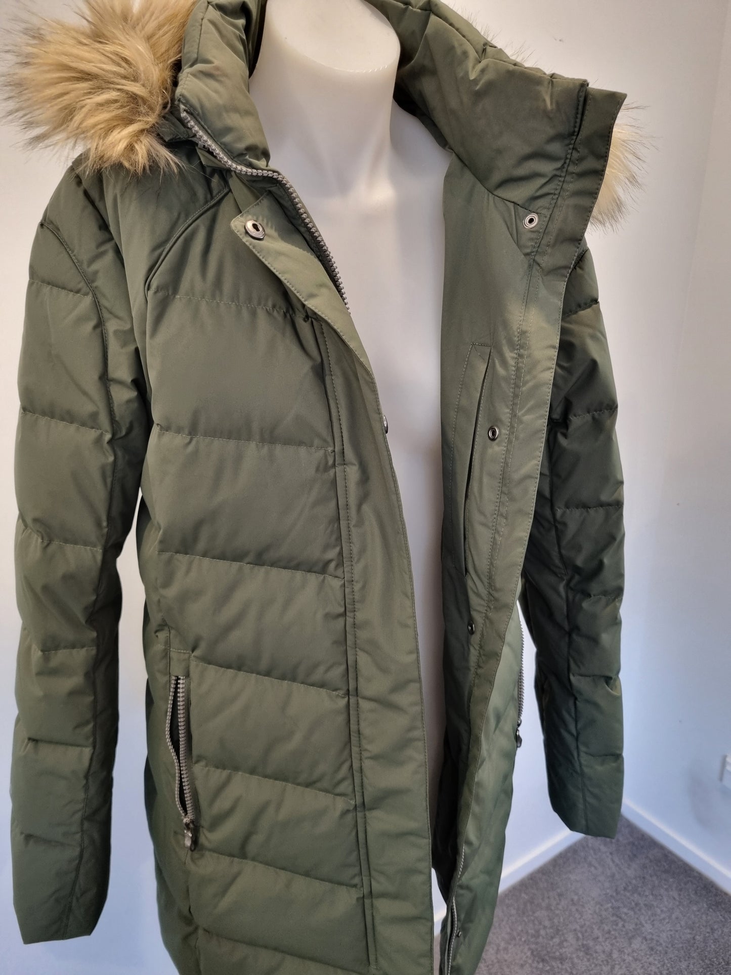 Mountain Warehouse - Size 12