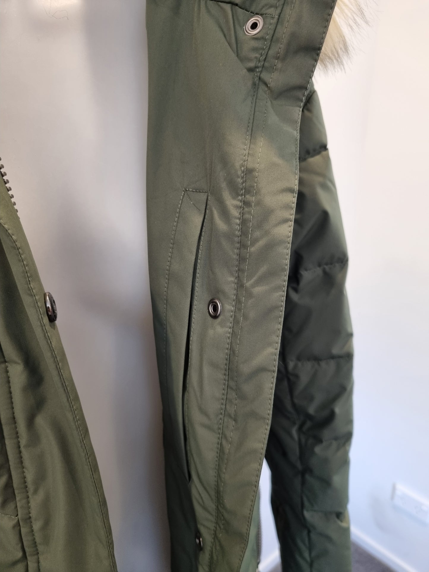 Mountain Warehouse - Size 12