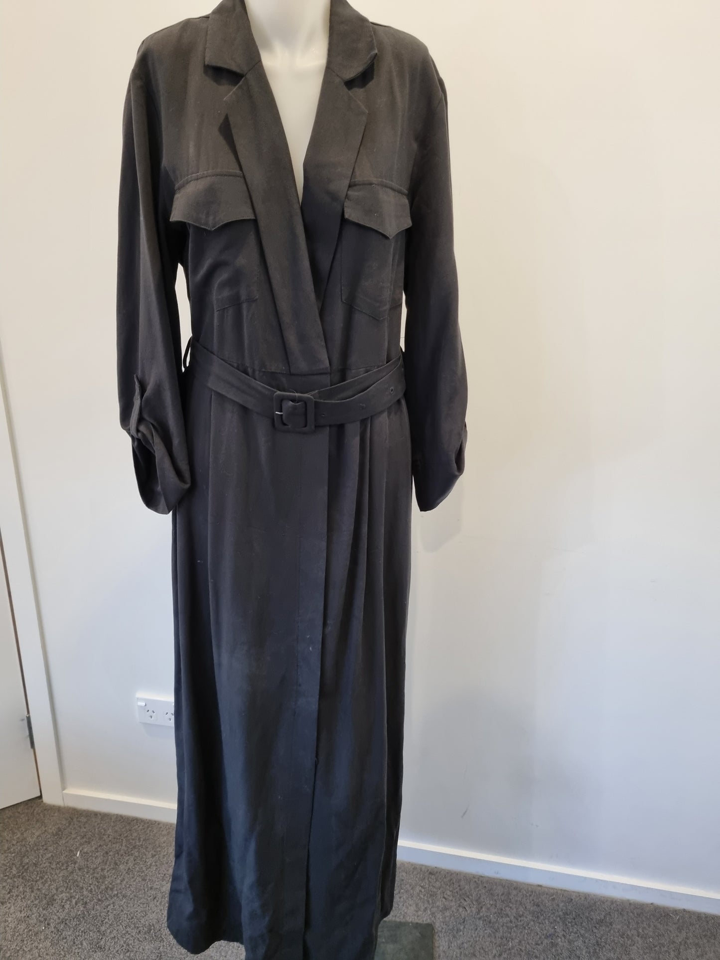 Max Dress - Size 12