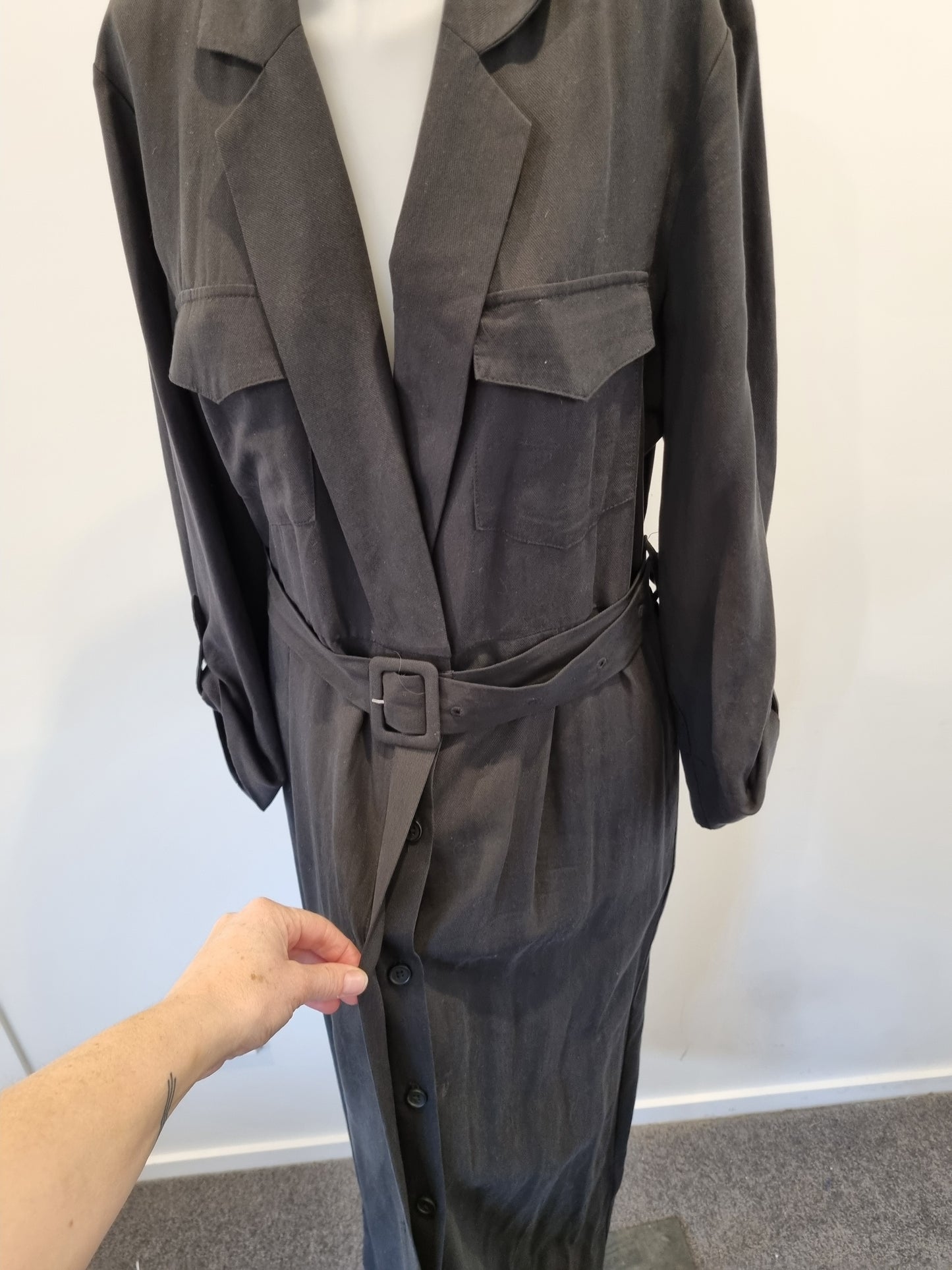 Max Dress - Size 12