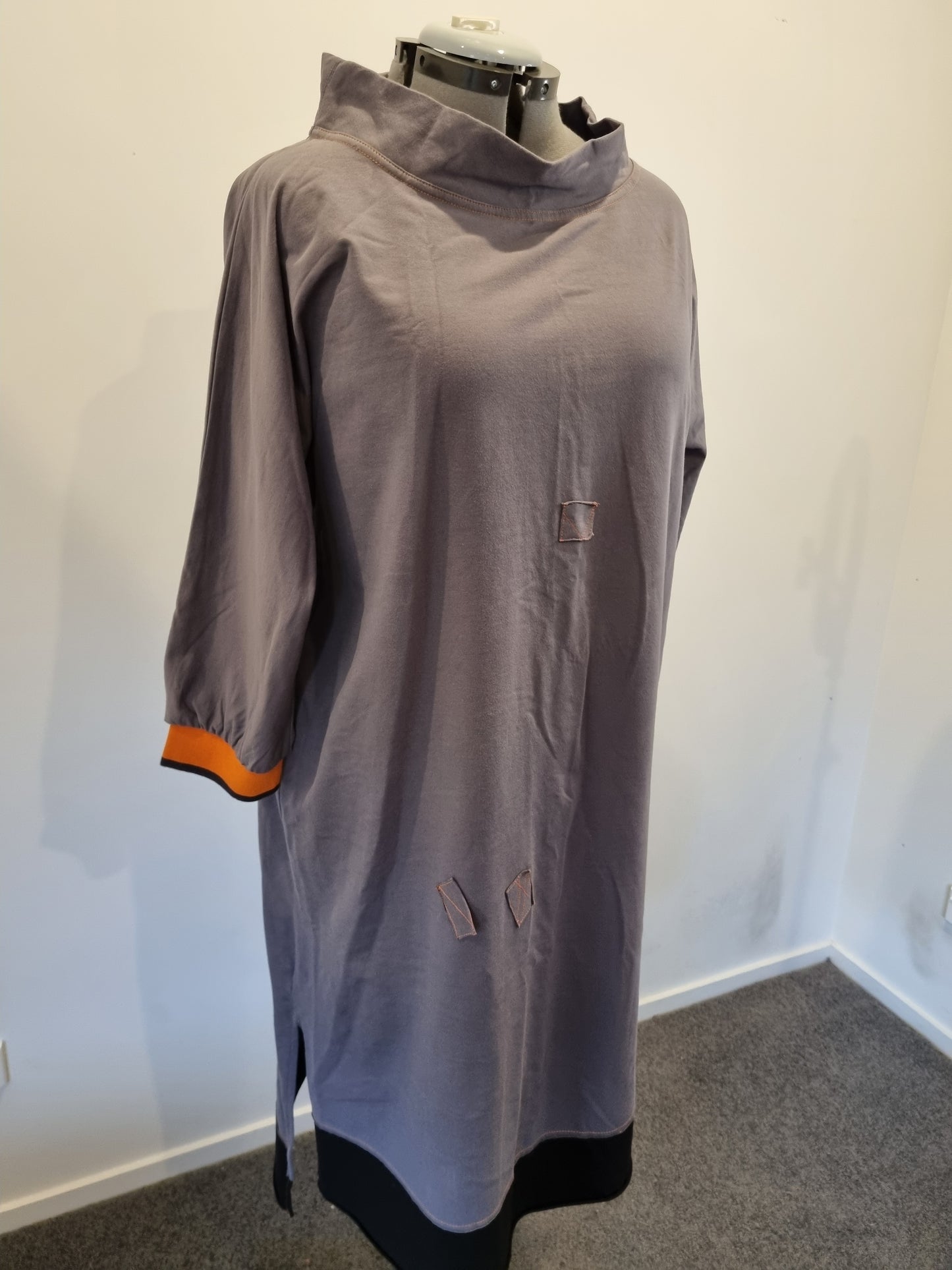 Deeeanne Hobbs Dress - Size 16