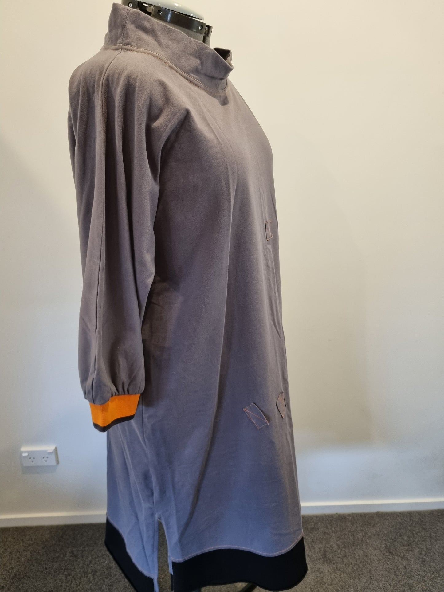 Deeeanne Hobbs Dress - Size 16