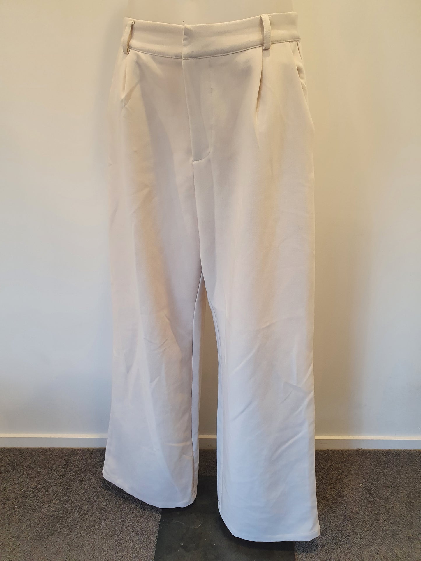 Dissh Cream Pants - Size 12