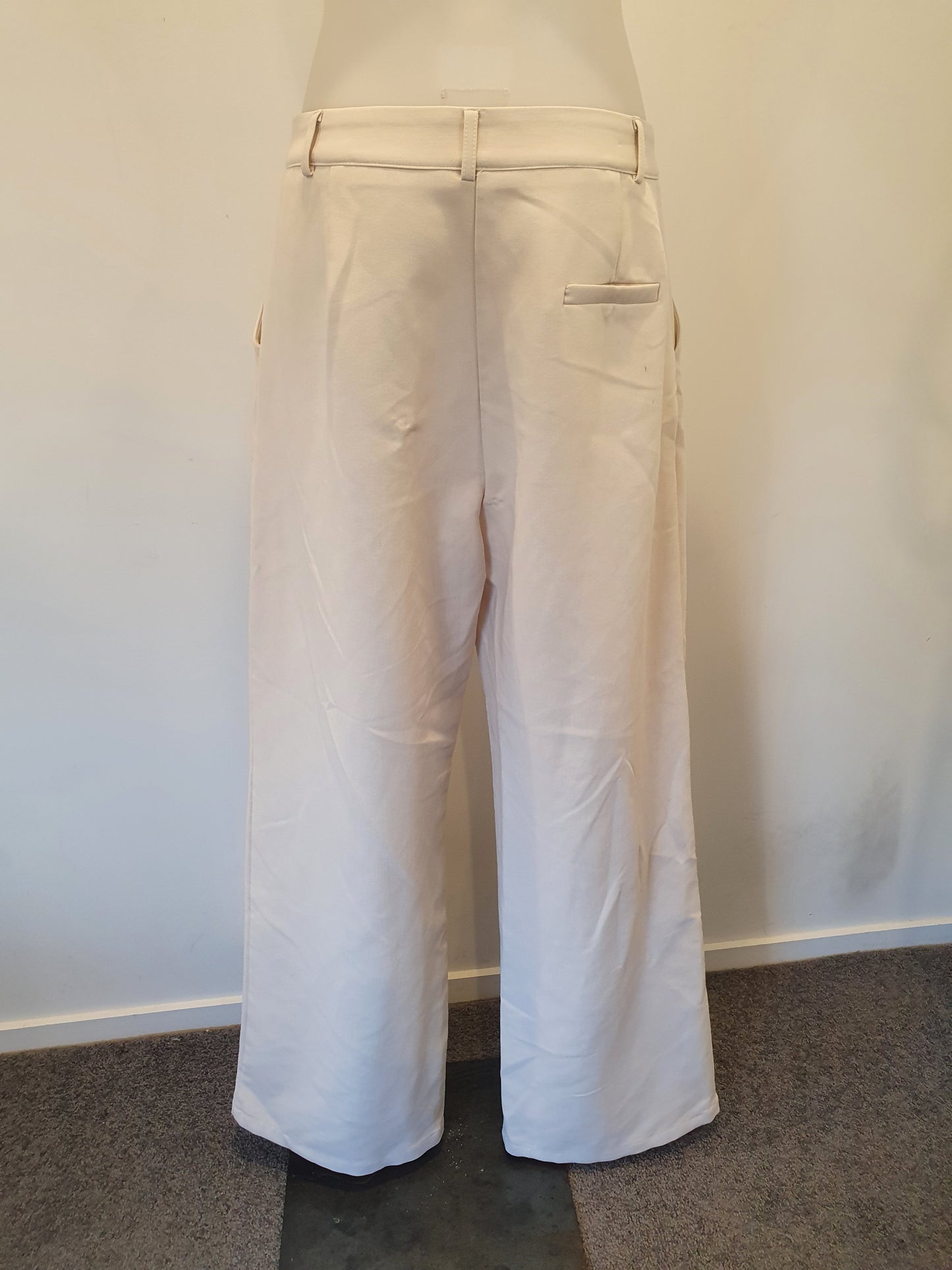Dissh Cream Pants - Size 12