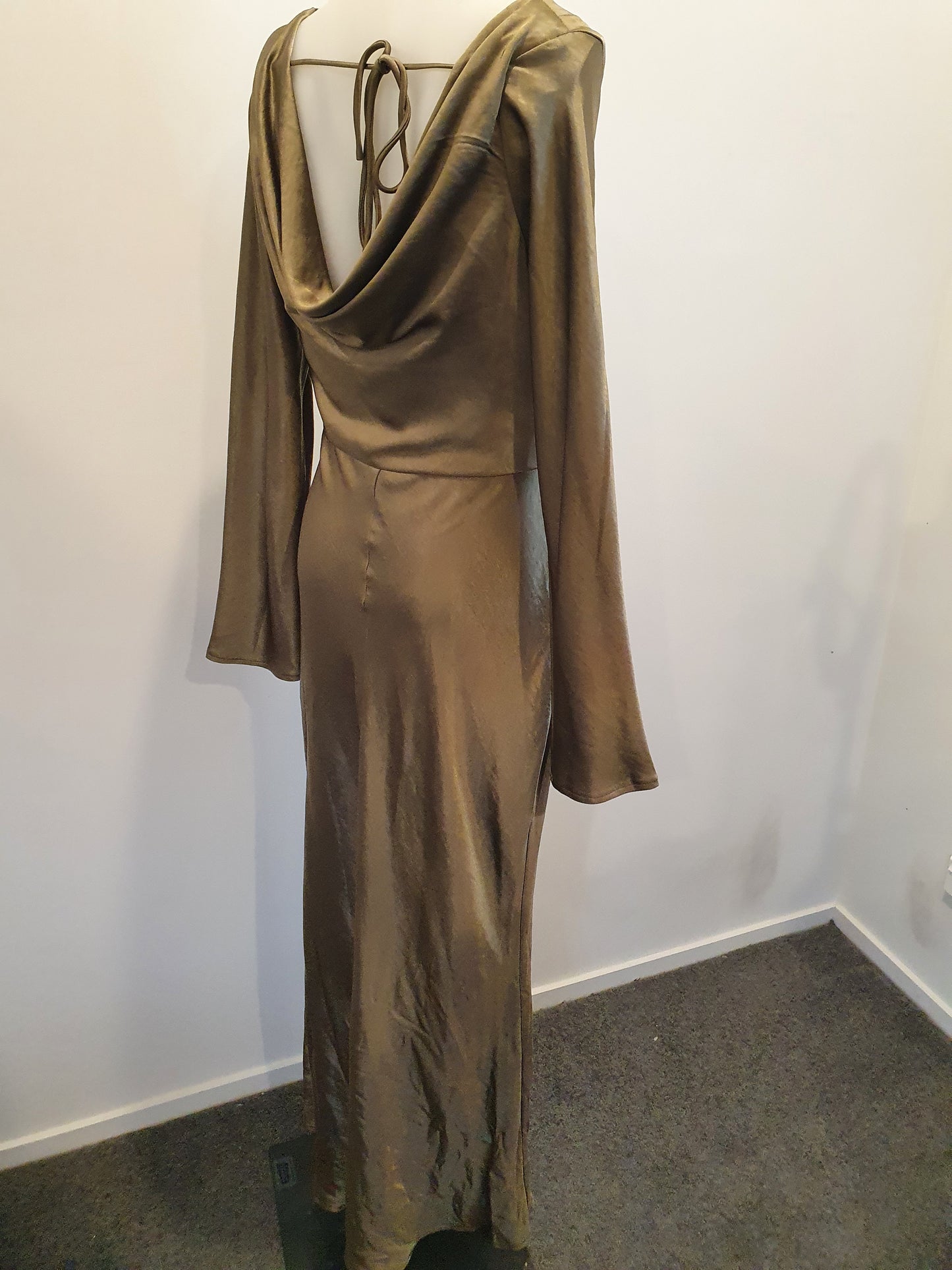 Here Comes The Sun evening Dress - Size 12