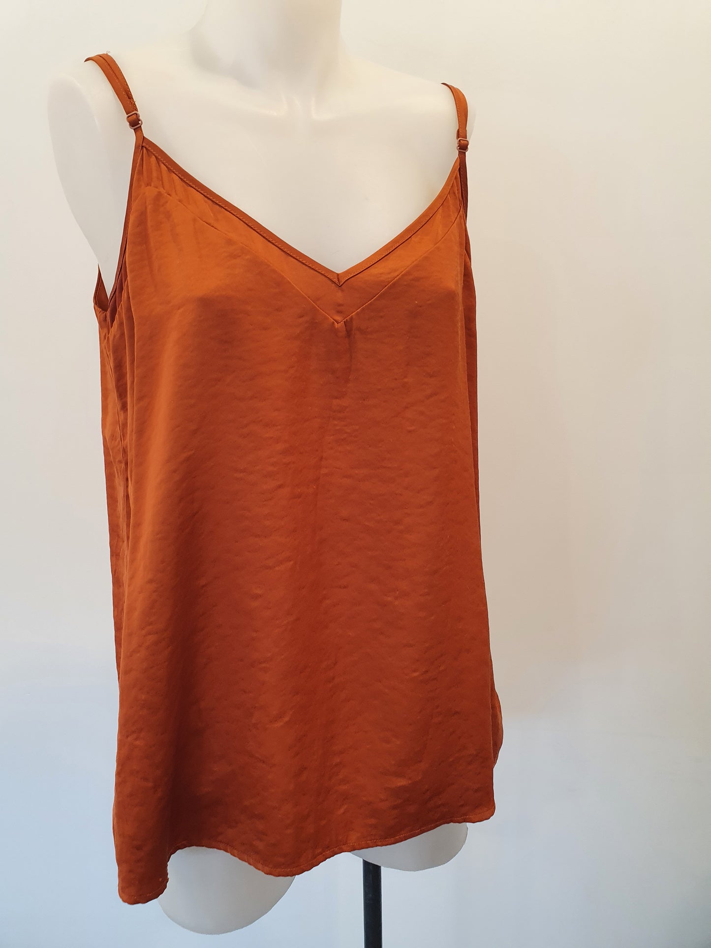 Drama The Label Singlet - Size 14