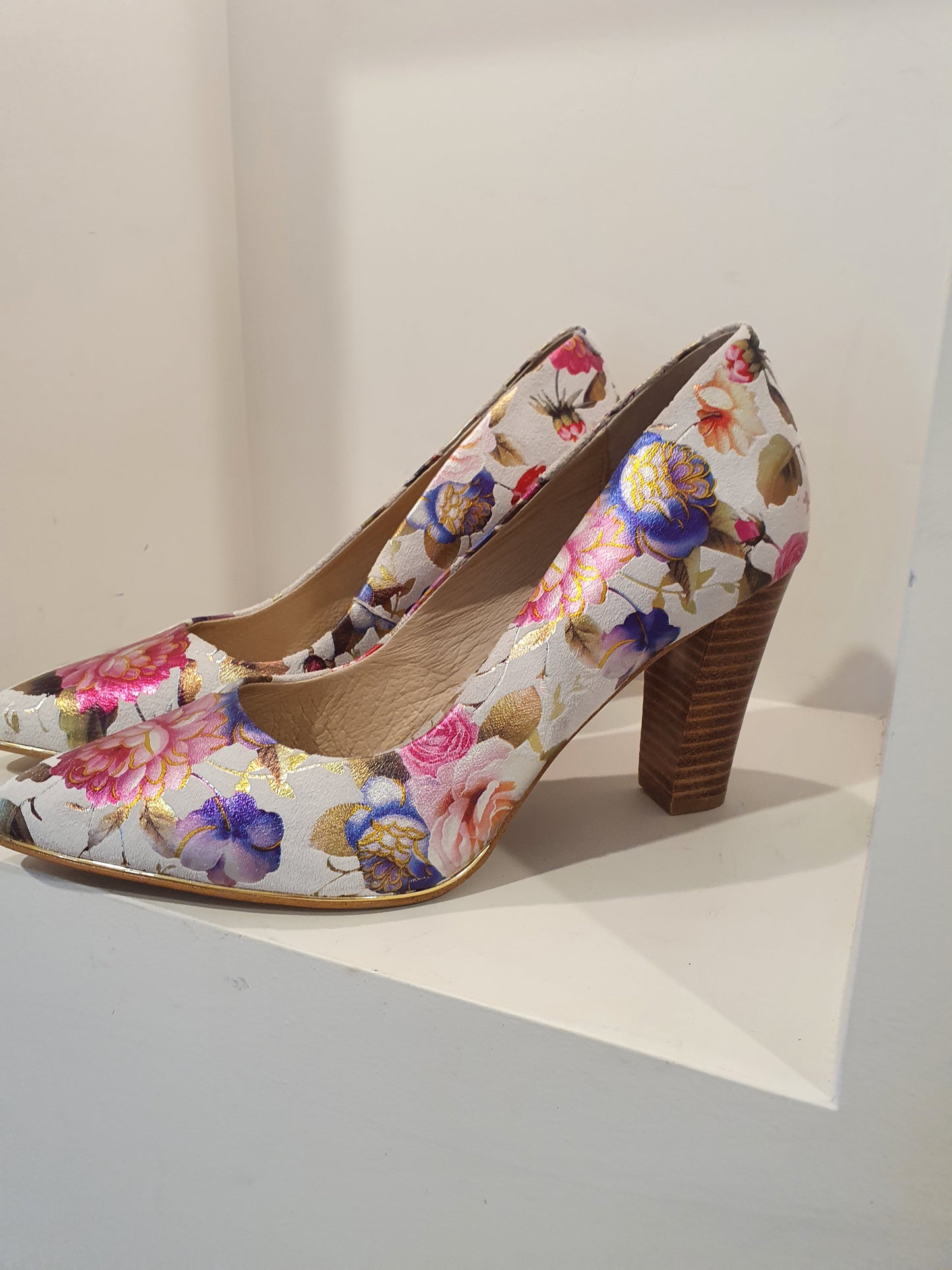 Isabella Anselmi Floral Heels - Size 40