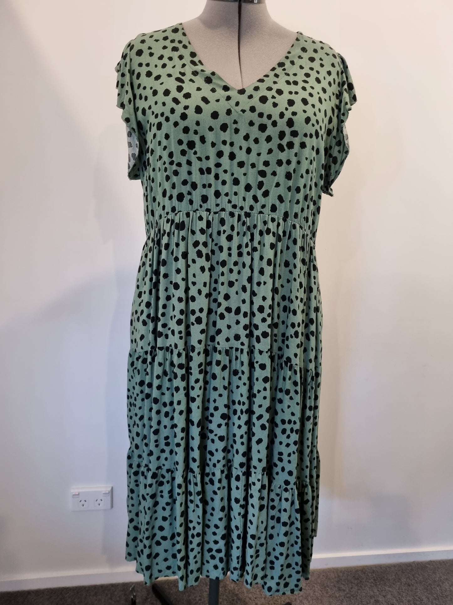 New U Collection Dress - Size 18