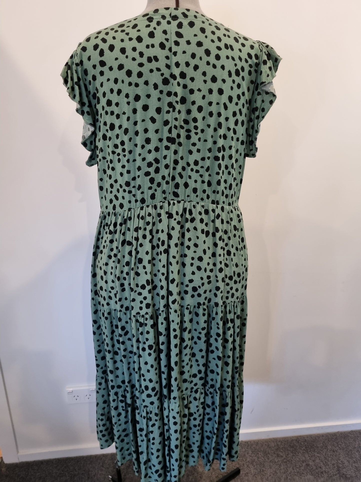 New U Collection Dress - Size 18