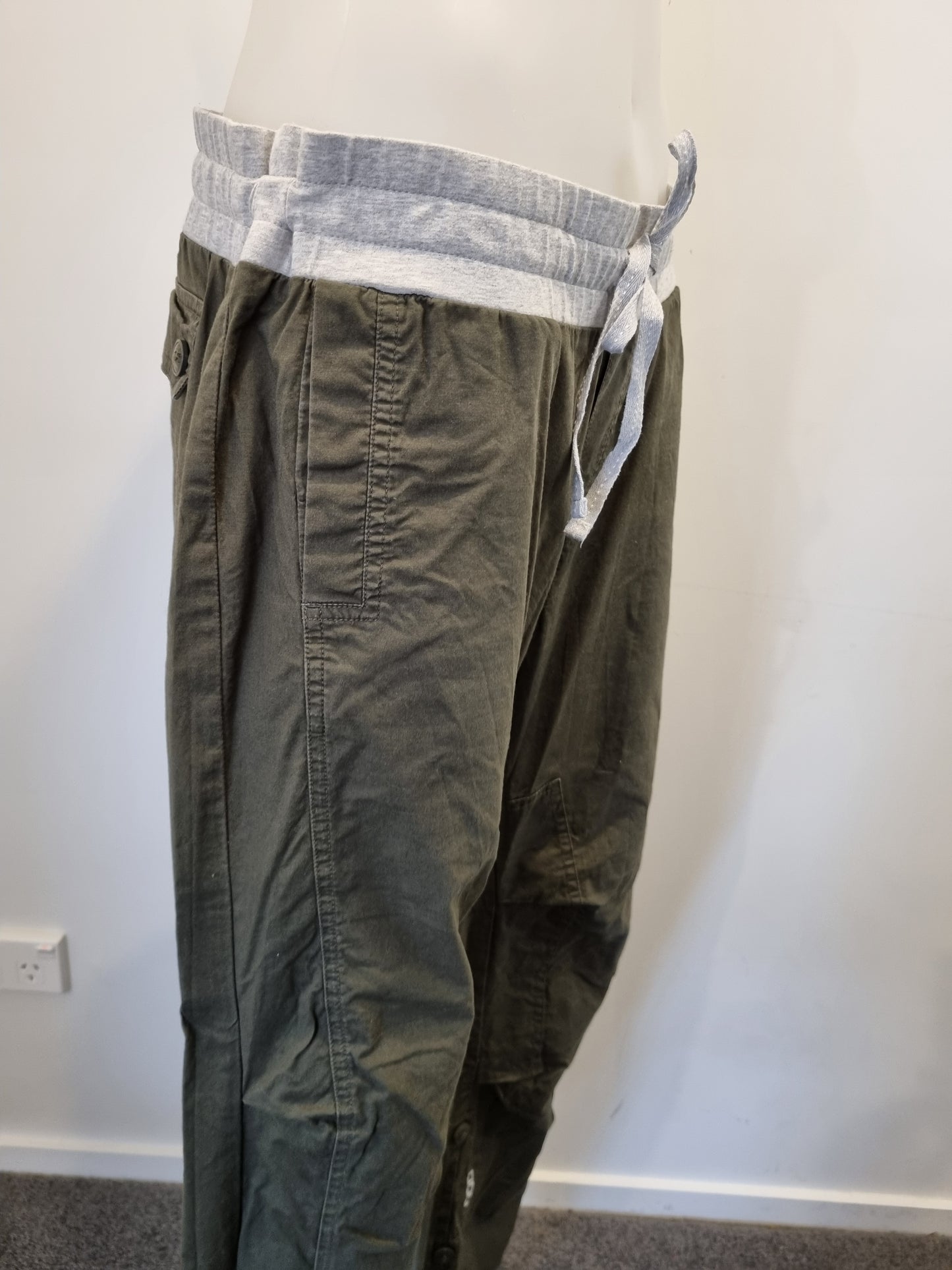 Lorna Jane Pants - Size M