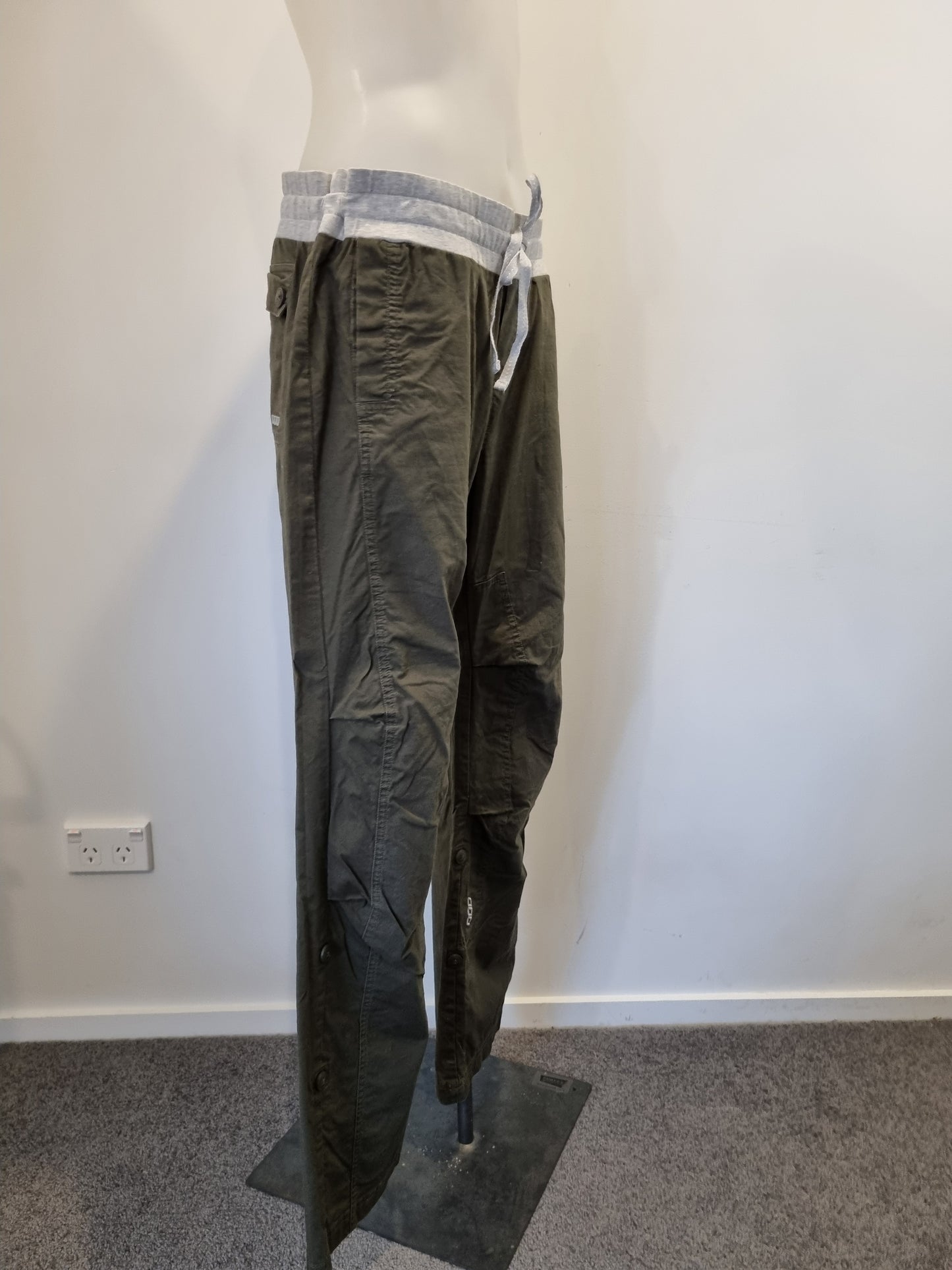 Lorna Jane Pants - Size M