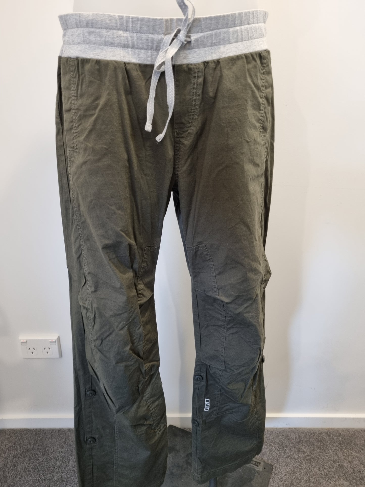 Lorna Jane Pants - Size M