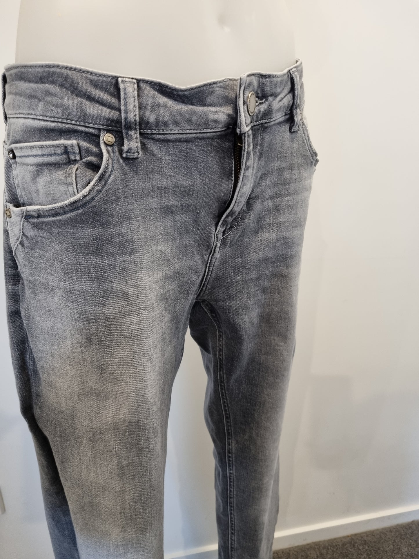 Zhrill Jeans - Size 30 (12)
