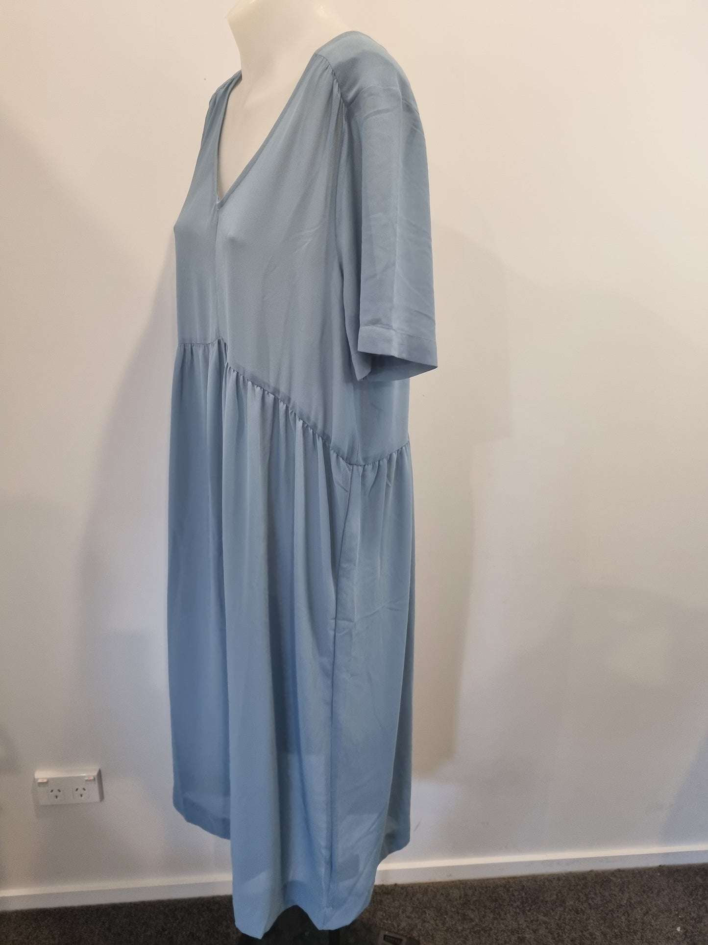 Gloss by Shineon Dress - Size 10