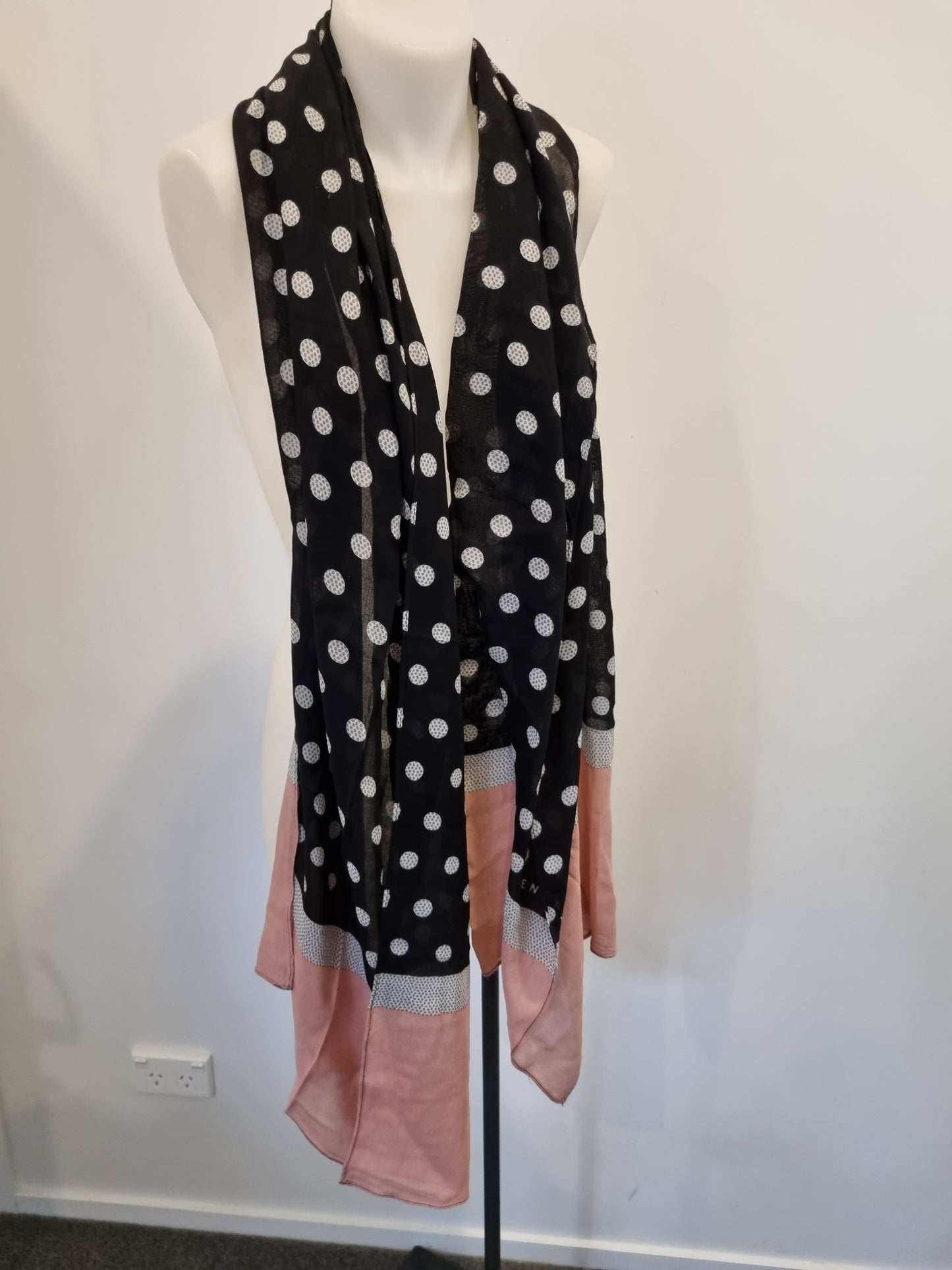 Trenery Scarf - OS