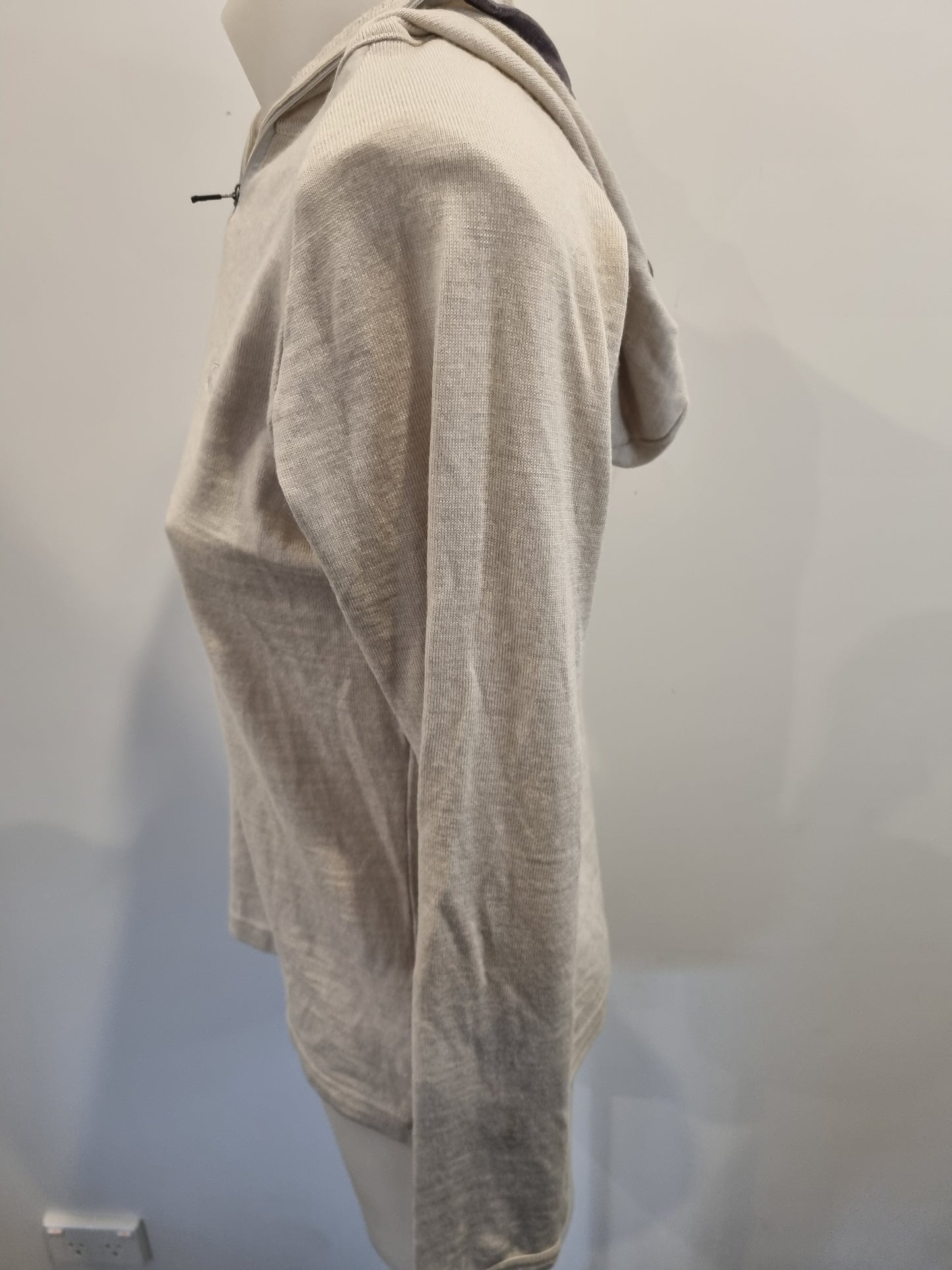 Icebreaker Merino Jumper - Size S