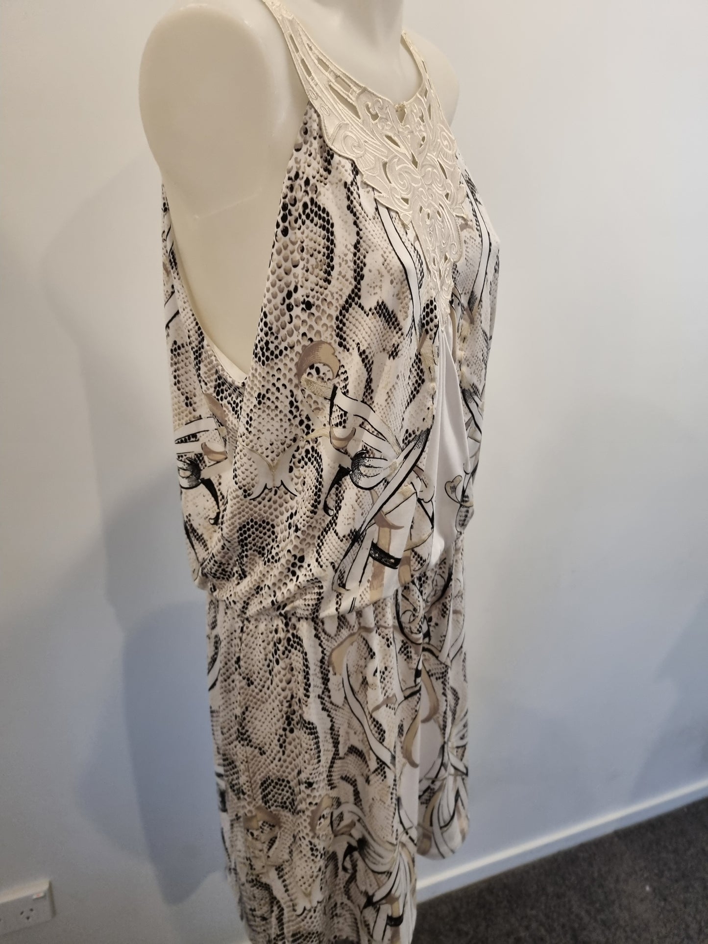 White Black Dress - Size L