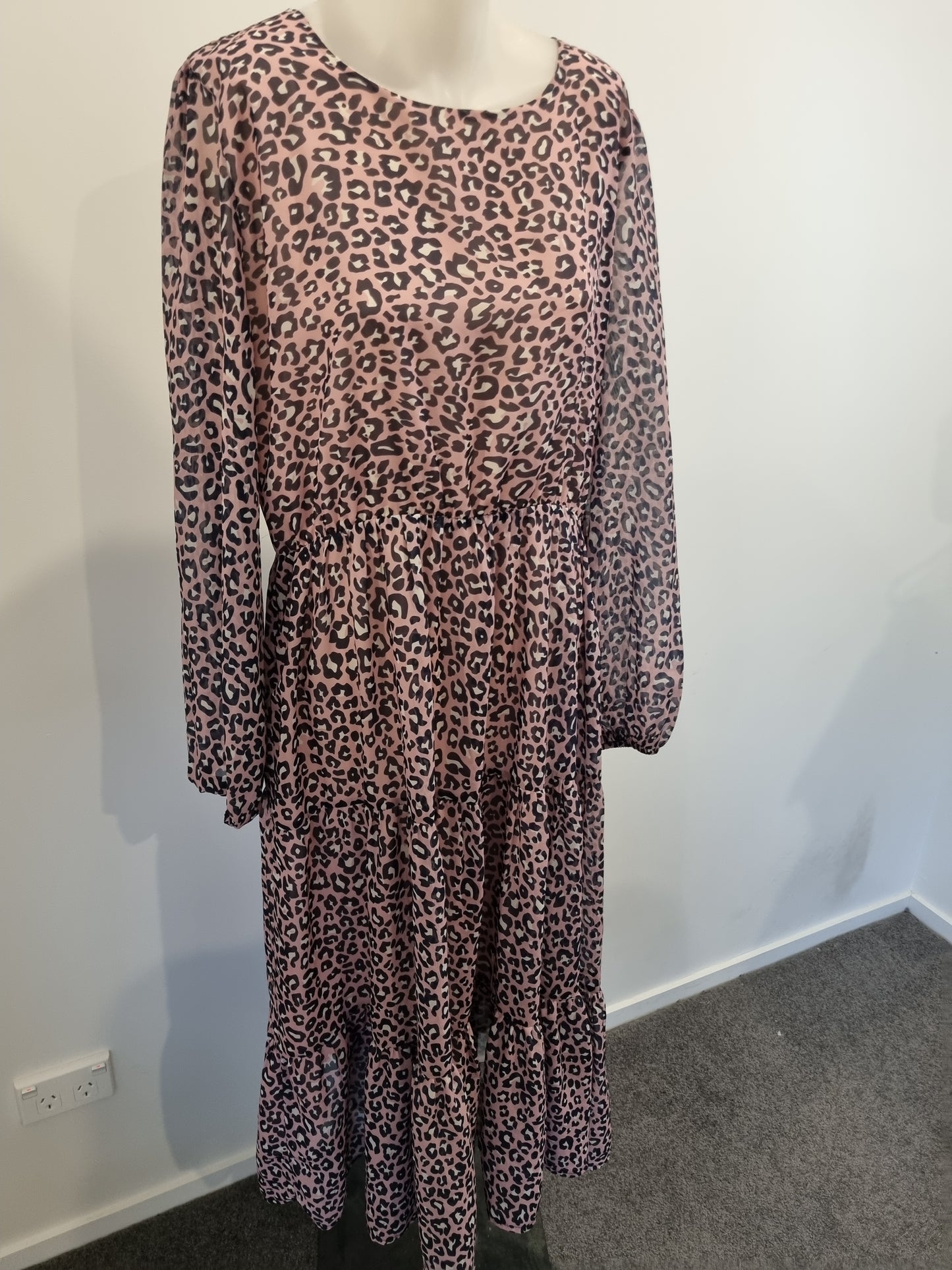 Blank Space Dress - Size 16