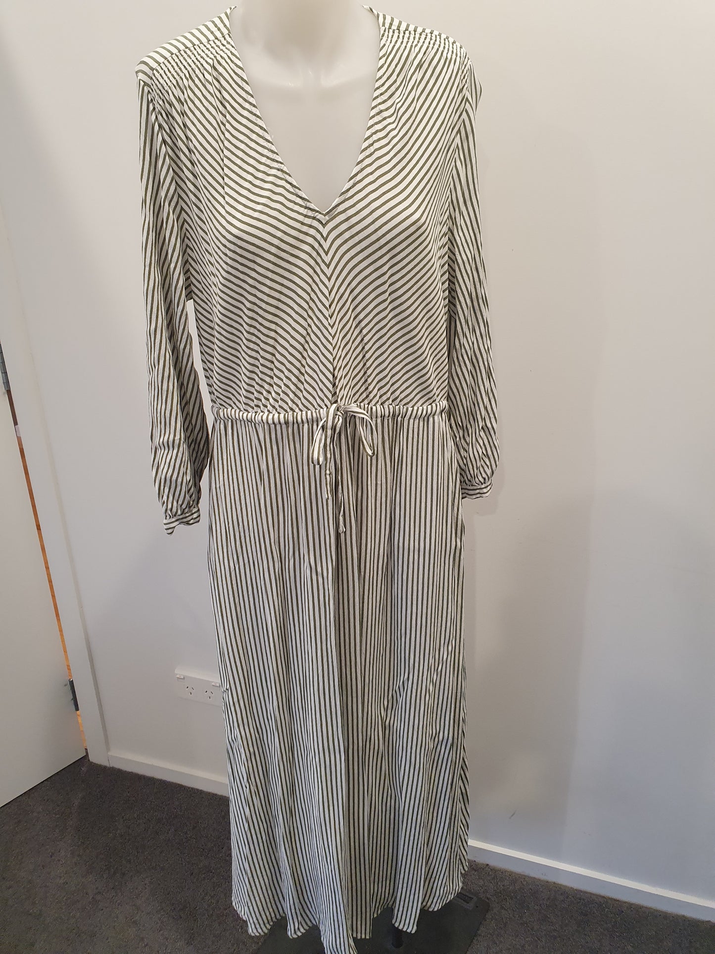 Jigsaw Dress - Size 14